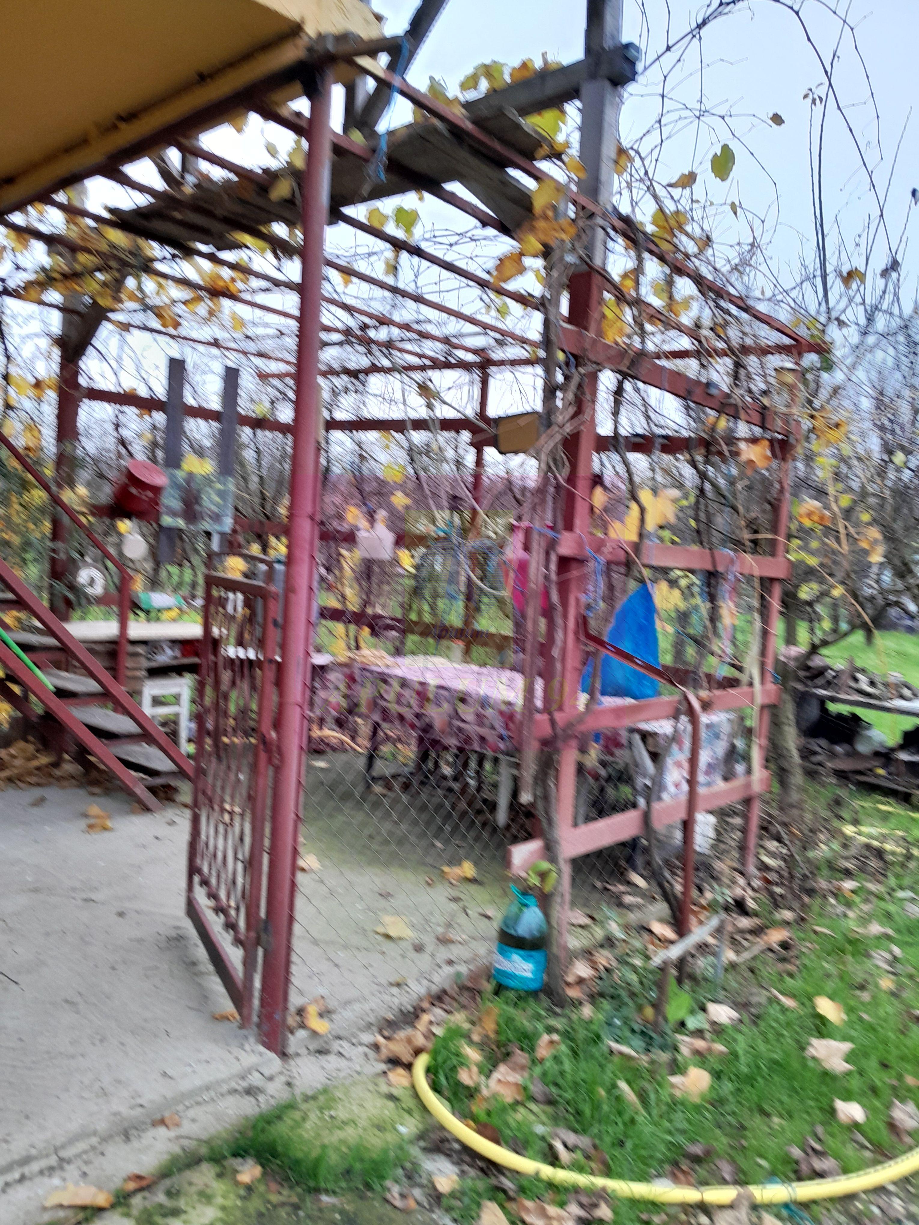 BARCANESTI (IL) - SE VINDE CASA + TEREN 16K MP - 8