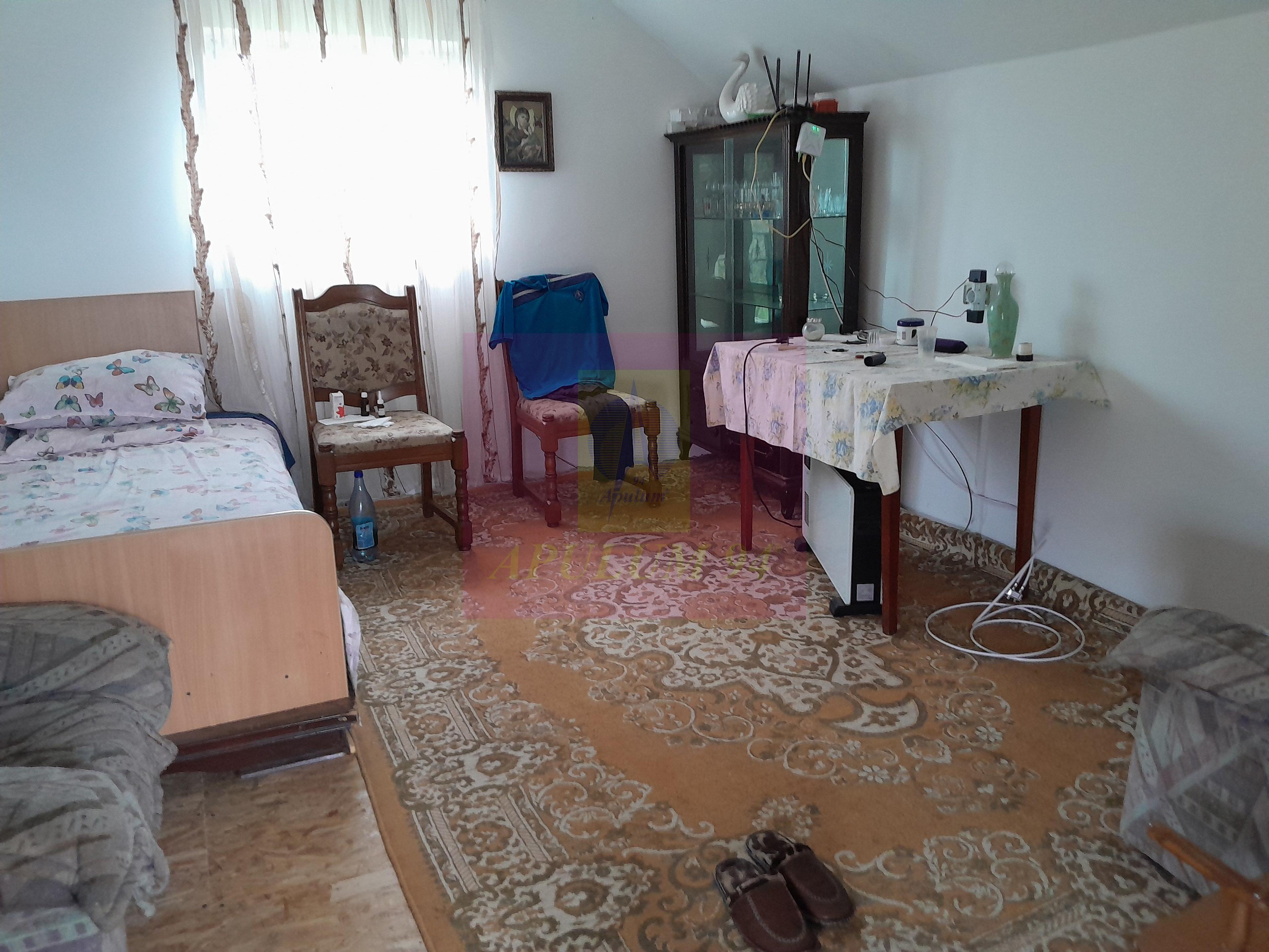 BARCANESTI (IL) - SE VINDE CASA + TEREN 16K MP - 42