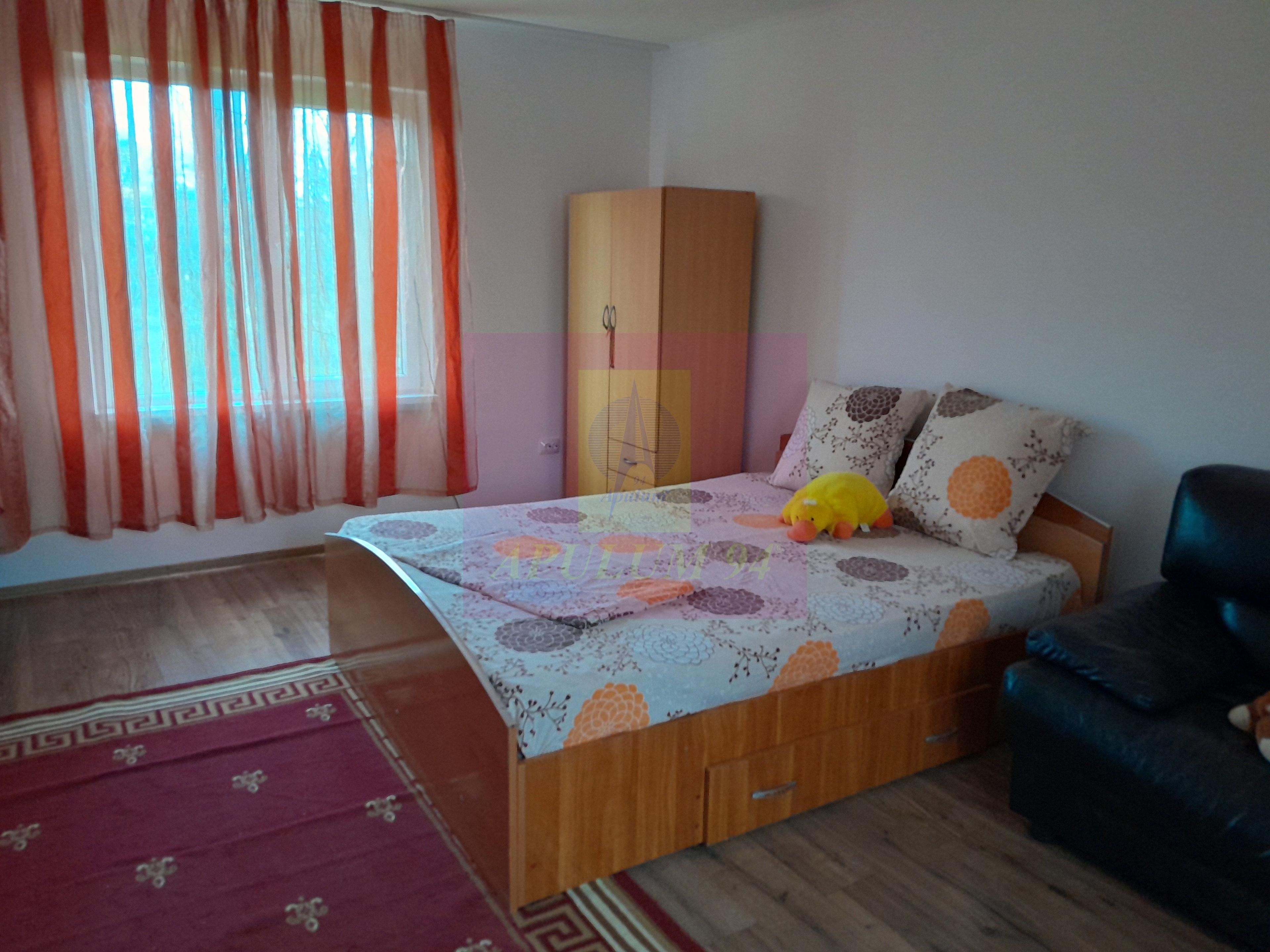 BARCANESTI (IL) - SE VINDE CASA + TEREN 16K MP - 32