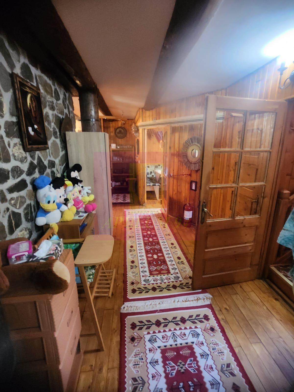 Vila de vacanta de vanzare in Busteni - Zona Zamora - 12