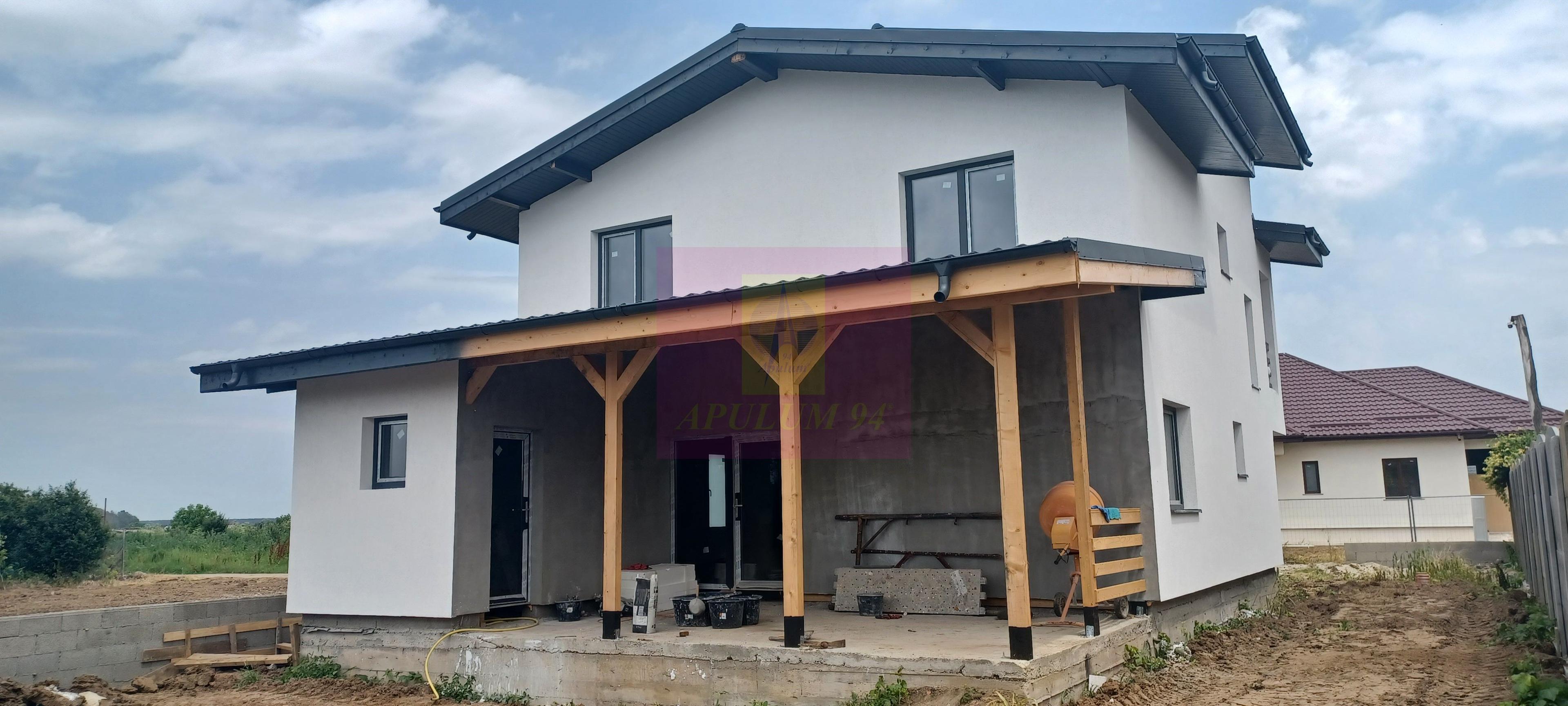 Săbăreni, casă p+1E+m, 5 camere, 3 bai, terasă acoperită, CT - 6