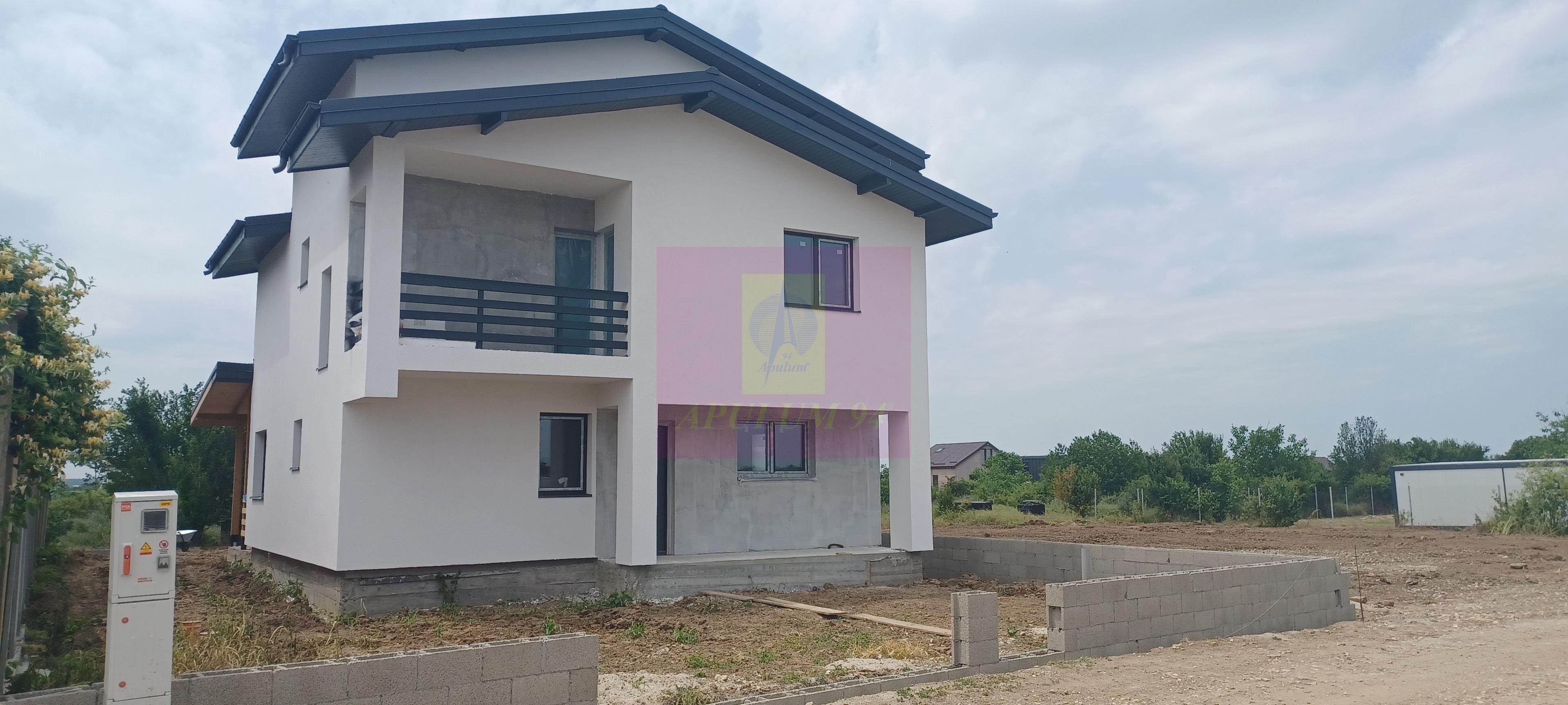 Săbăreni, casă p+1E+m, 5 camere, 3 bai, terasă acoperită, CT - 3