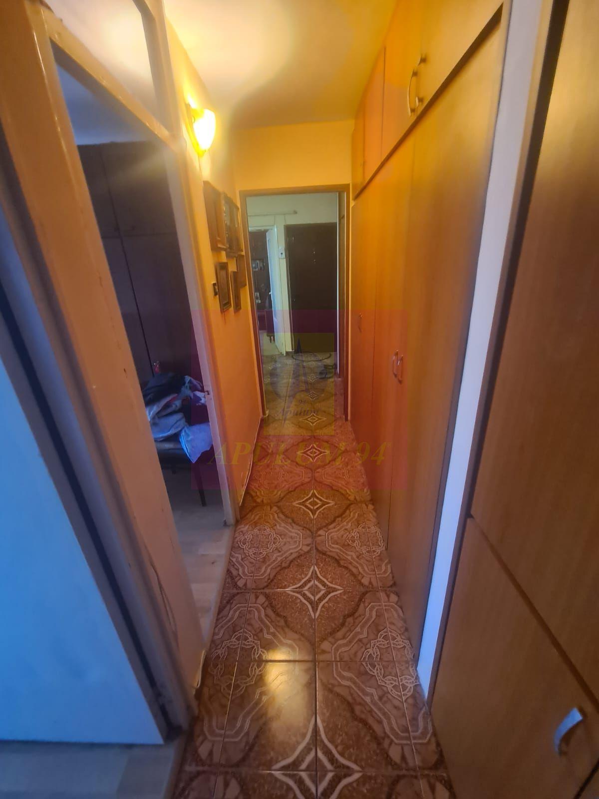 Apartament cu 3 camere de vanzare in Campina - Zona Centrala - 5