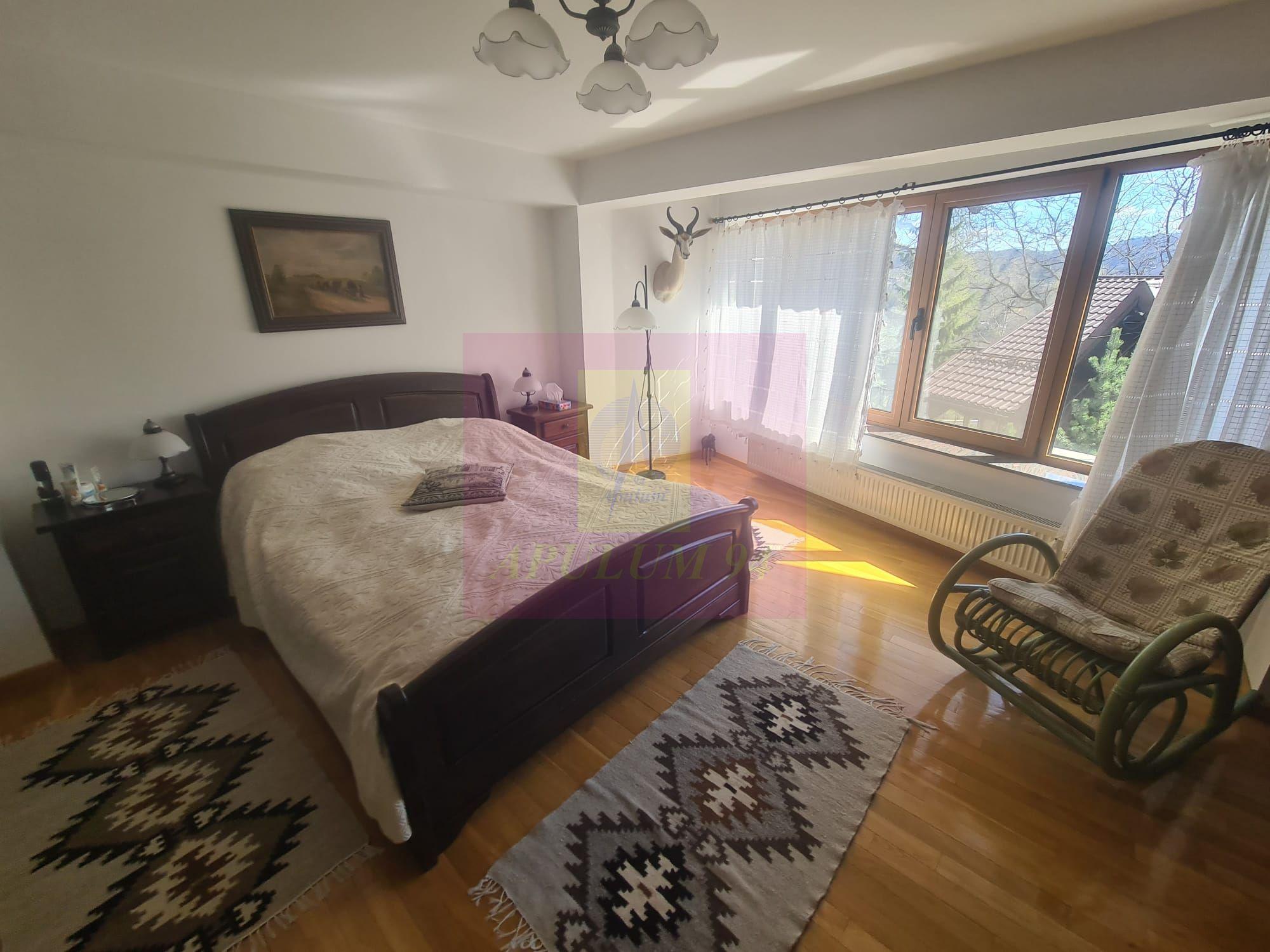 Vila de vanzare in Breaza - Zona Breaza de Sus - 48
