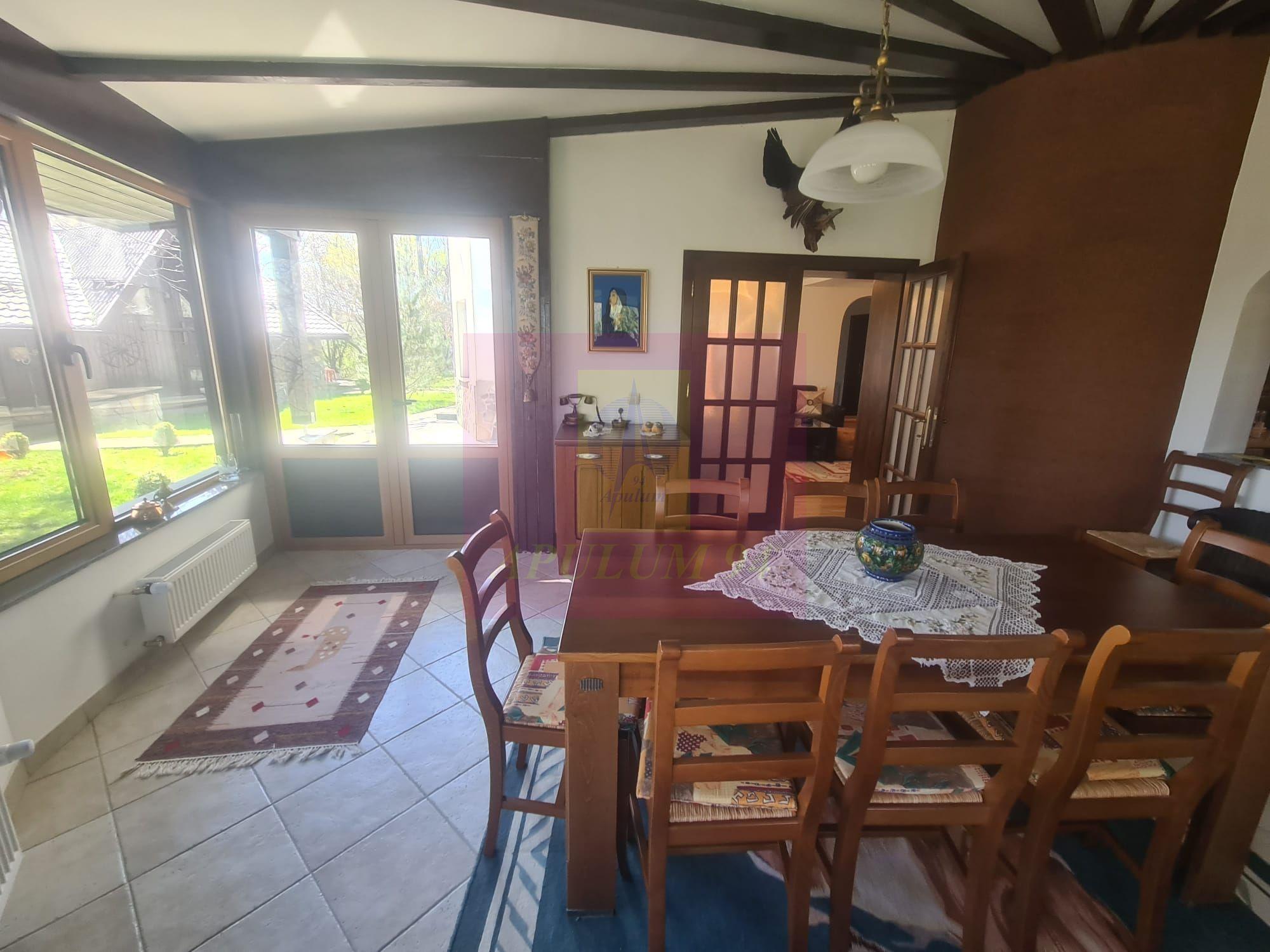Vila de vanzare in Breaza - Zona Breaza de Sus - 18