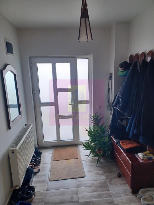 Joița, casă P+1E+pod, 124 mp utili + terasă, balcoane, magazie - 9