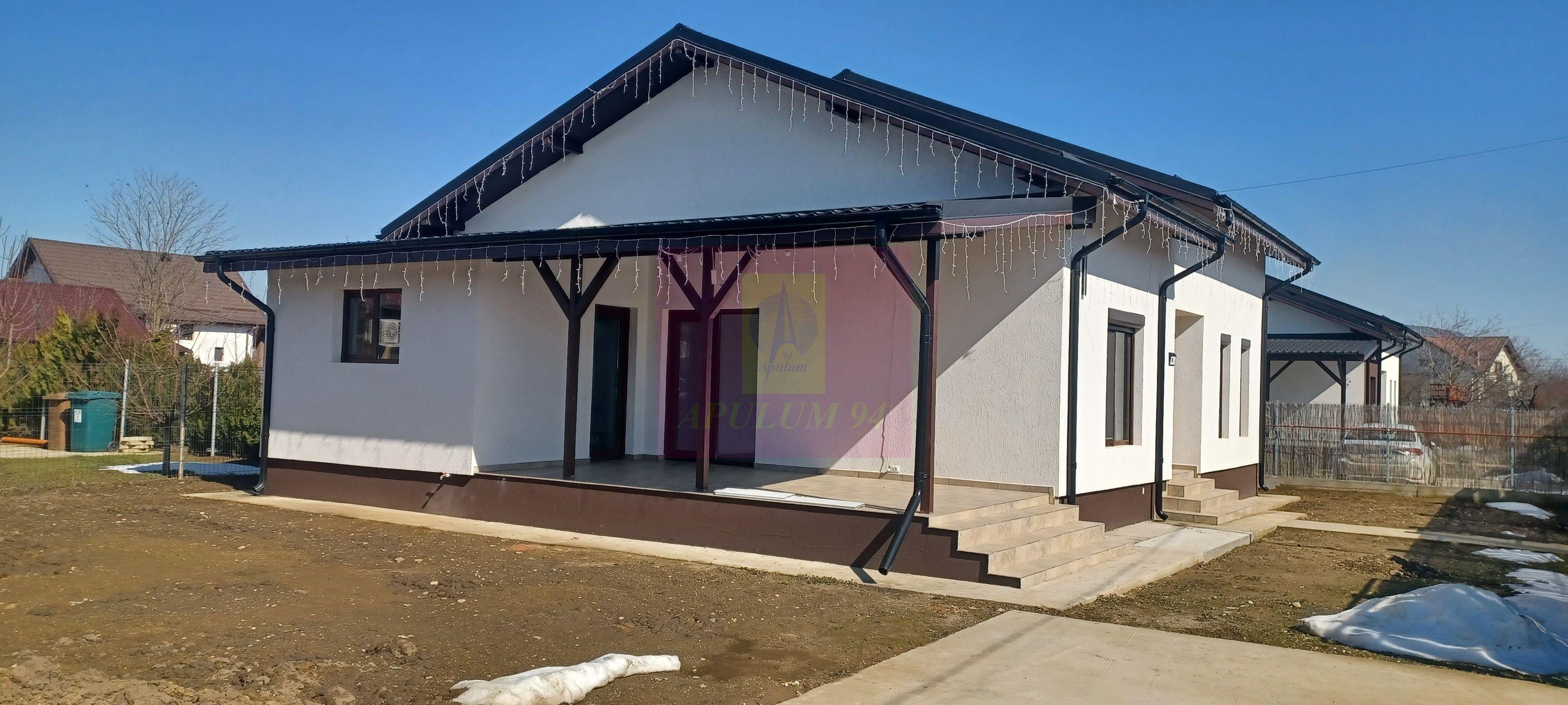 Săbăreni, casă nouă tip parter, cu pod mansardabil - 2