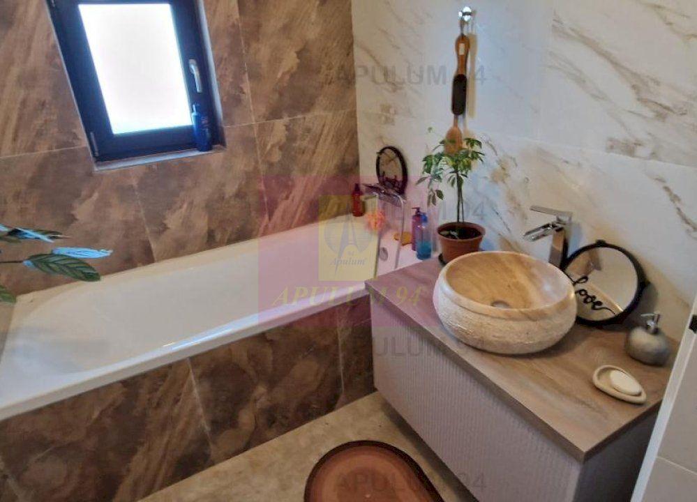 Gulia, casă 4 camere parter, 107 mp utili, curte 500, între 2 păduri - 4