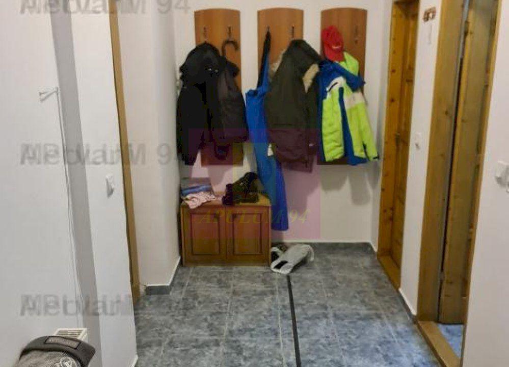 Vilă de vânzare in Sinaia - Zona Cumpătu - 11