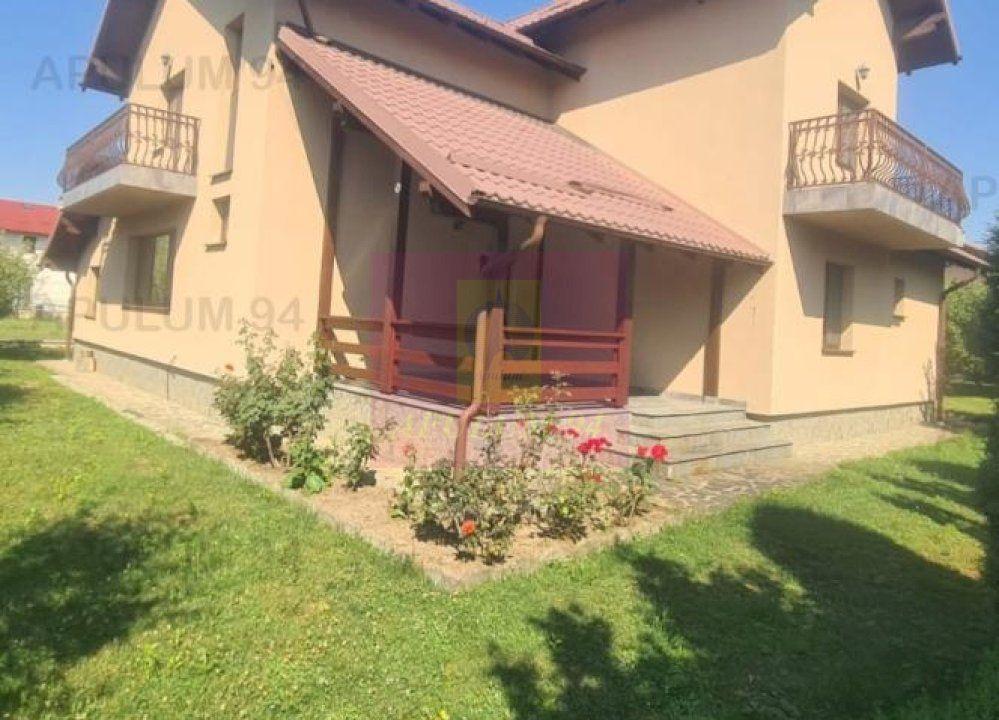 Vilă de vânzare în Breaza - Zona Liceul Militar - 67
