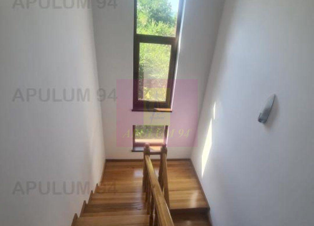 Vilă de vânzare în Breaza - Zona Liceul Militar - 37