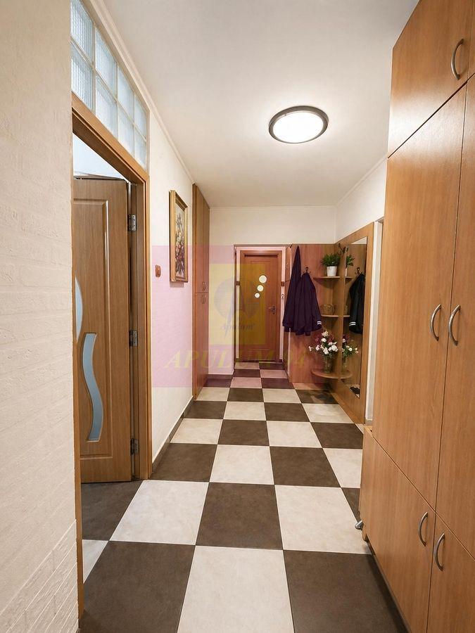 Vanzare apartament 2camere- zona Decebal - 8
