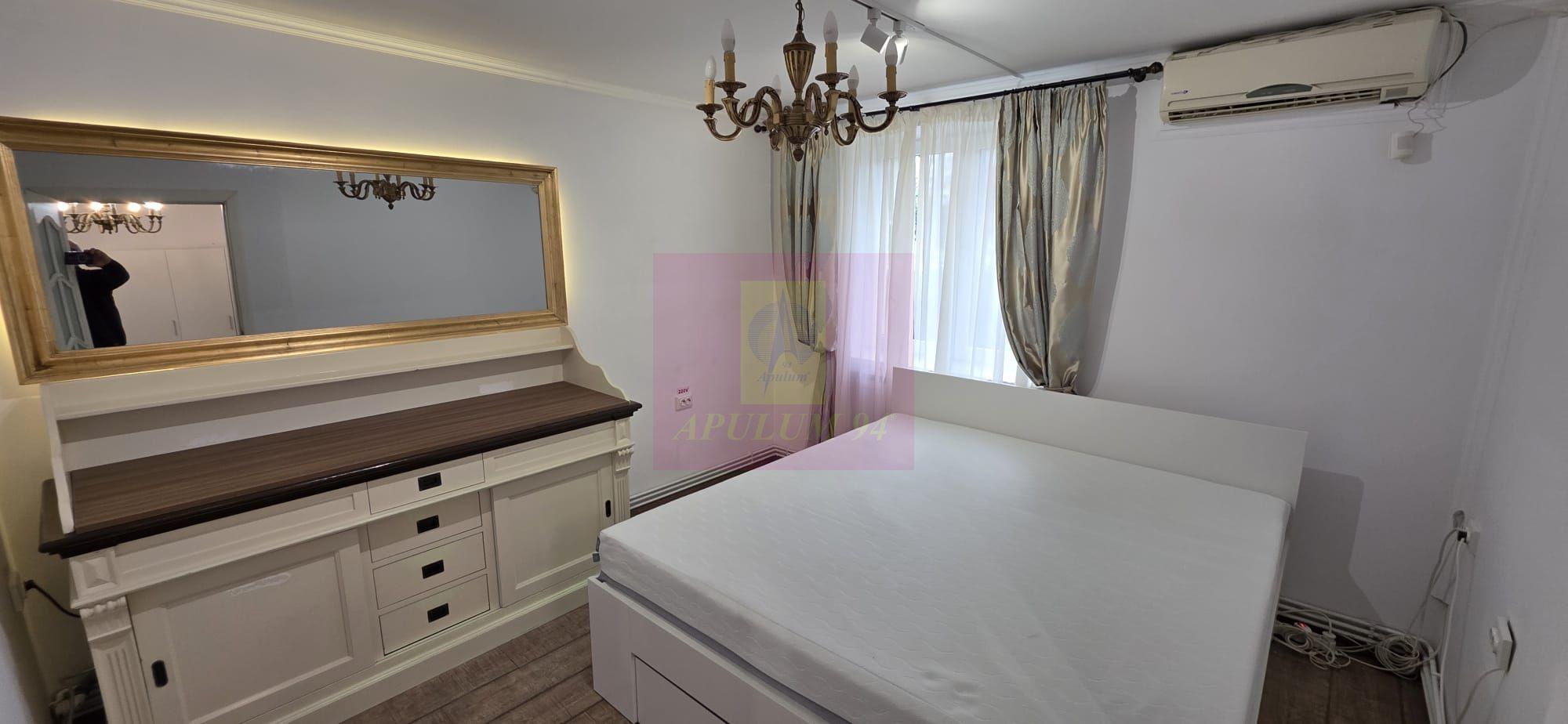 Apartament cu 2 camere, spatiu comercial – Campina, central - 4