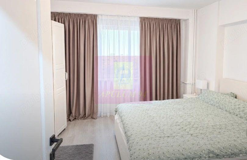 Vanzare apartament 3 camere Bd. Unirii stradal-Centru Civic - 2