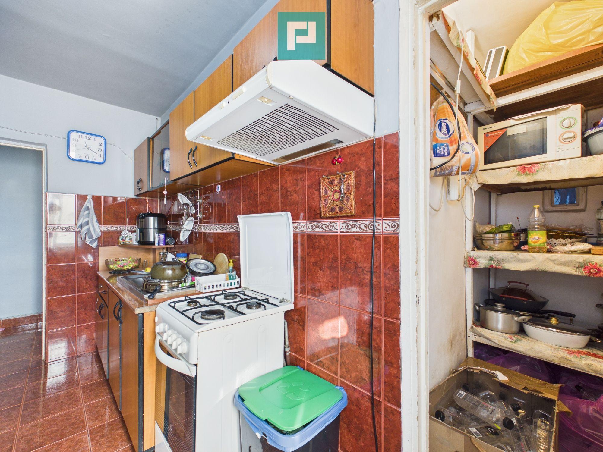 Apartament cu două camere, decomandat Lipova - 12