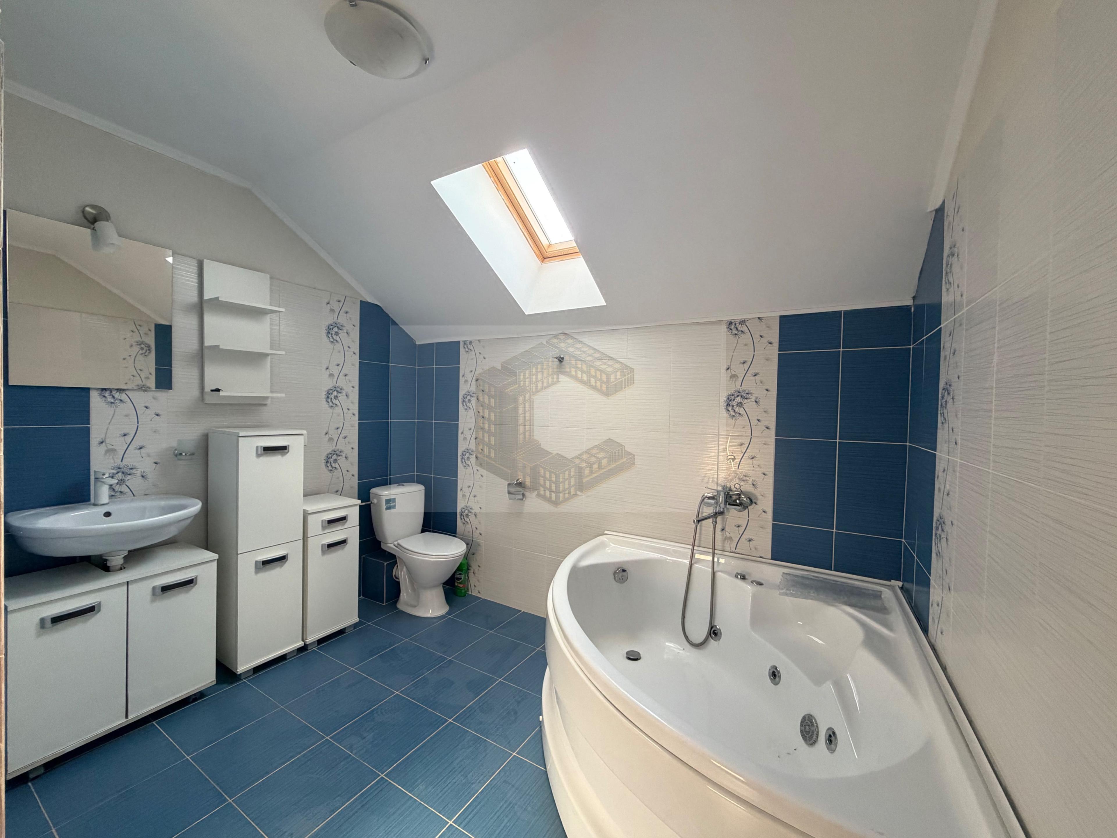 Duplex de vanzare,4 camere si 3 bai, acces auto, Dumbravita - 17