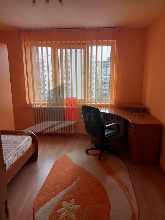 Vanzare apartament 3 camere Gorjului - 5