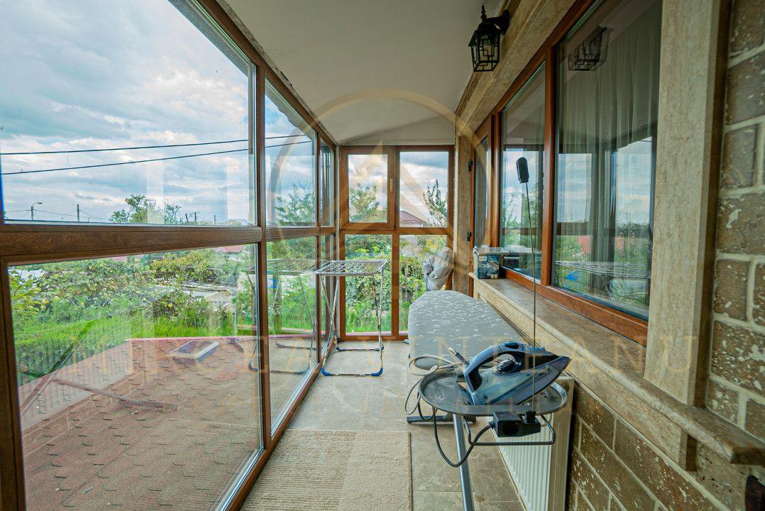 VIILE NOI - Vila modernă compusă din P+1E+M - 39