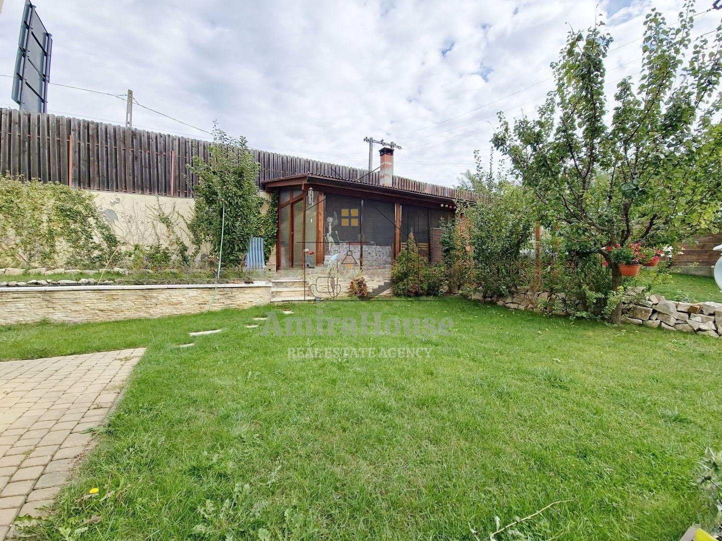 Casa individuala 5 camere, teren 600 mp, finisata, 167 mp utili zona str Oasului - 37