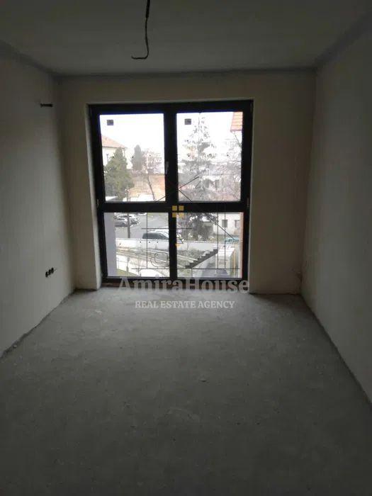 Apartament 3 camere, imobil nou, etaj intermediar, str Scortarilor BRD - 6