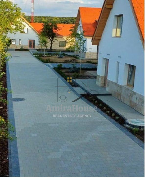 0% COMISION 3 Case individuale, 199 mp utili, teren 533 mp, sat Gheorgheni - 29