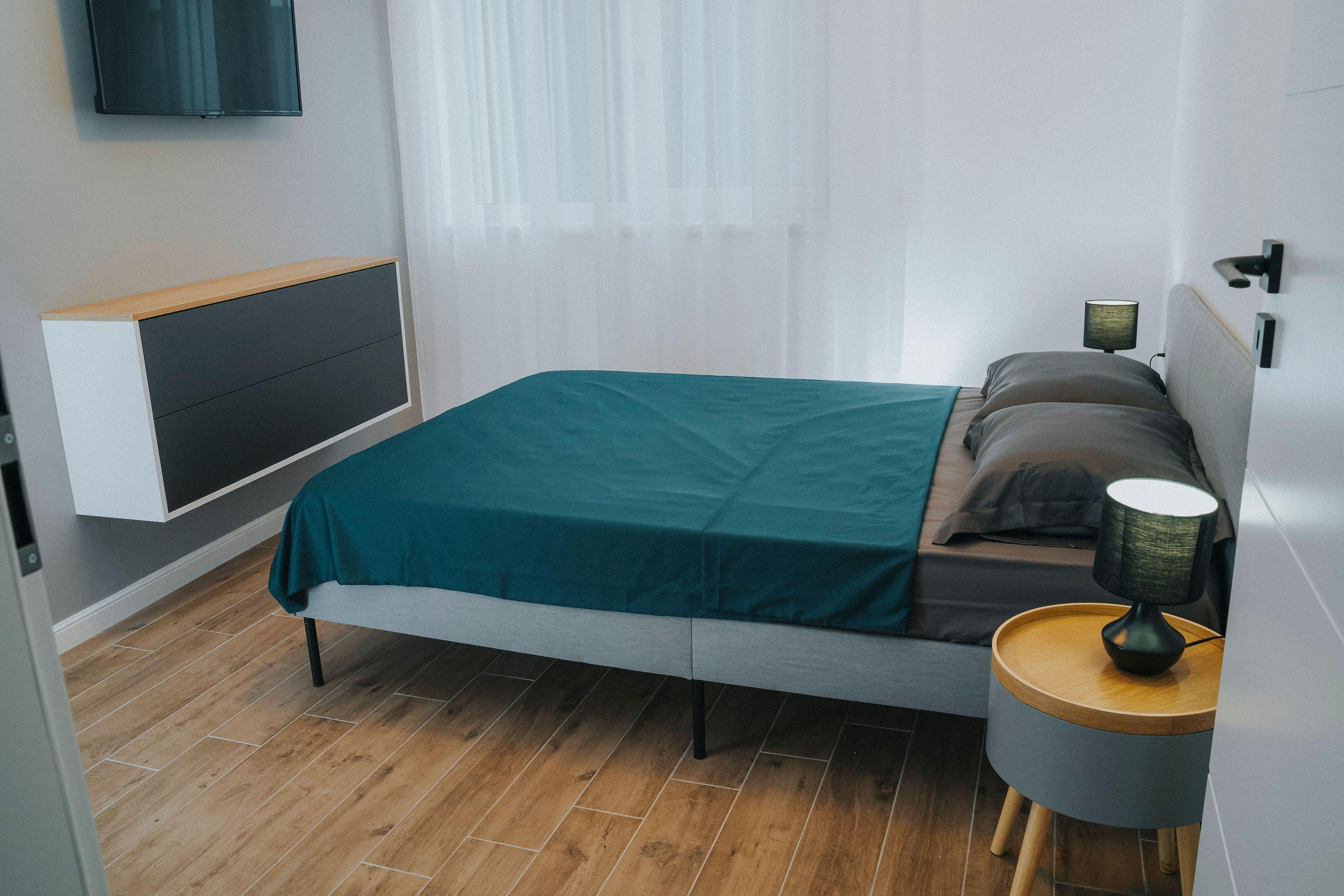 3 camere, ultracentral, Oradea. 239 000 E - 22