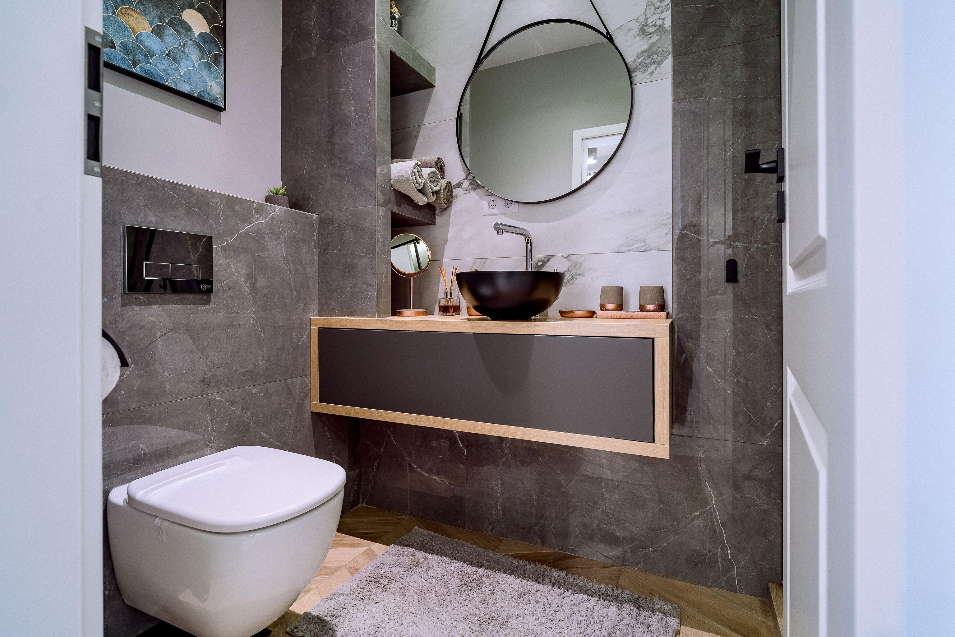Penthouse 4 camere, ultracentral, Oradea. 800 000 E. Comision 0 - 17
