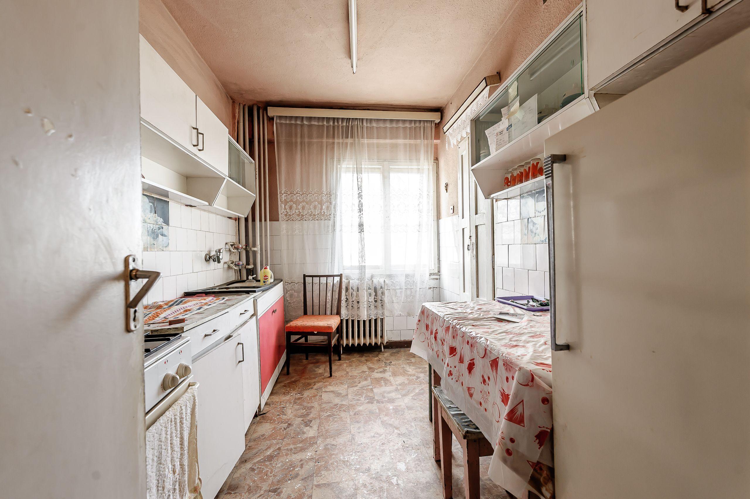 REZERVAT Preț redus Apartament cu 2 camere spatios la etajul 3 - 2
