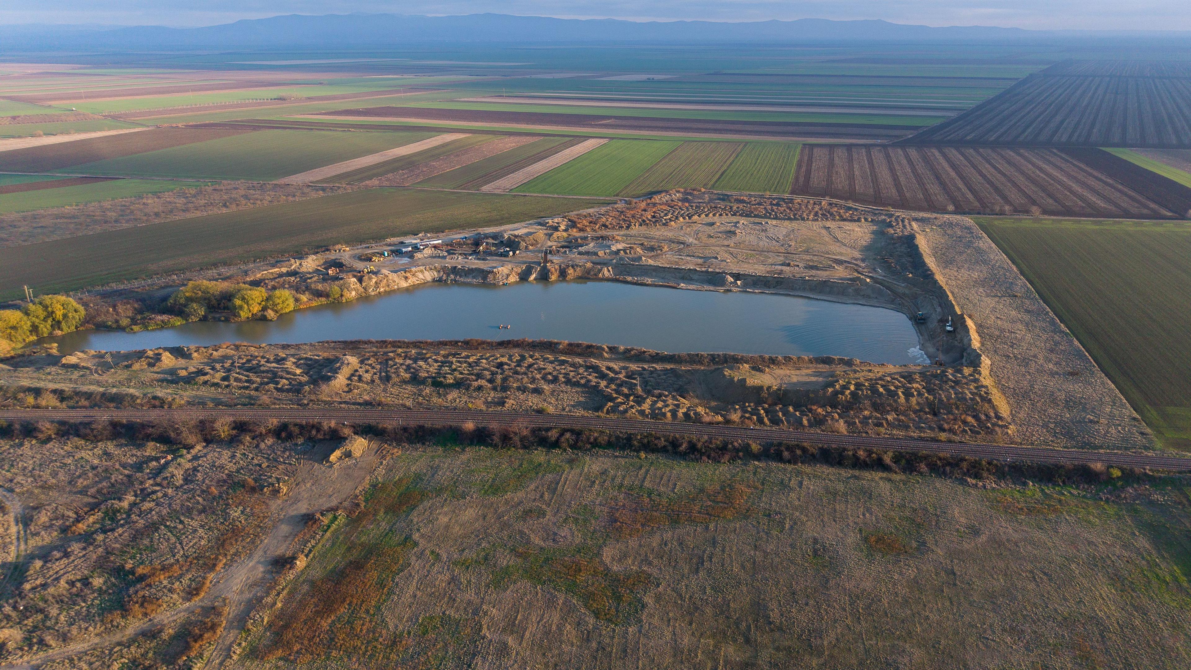 Balastieră în județul Arad cu teren de 12.5 ha - 3