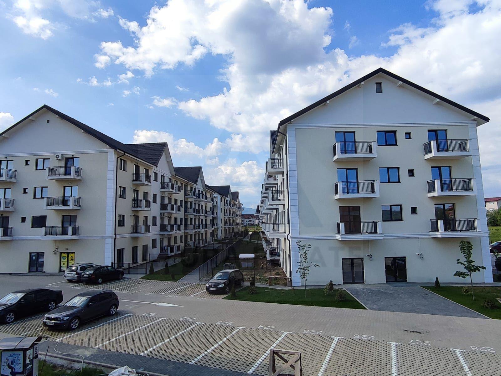 Studio 41 mp bucatarie inchisa balcon si parcare privata in Selimbar - 1
