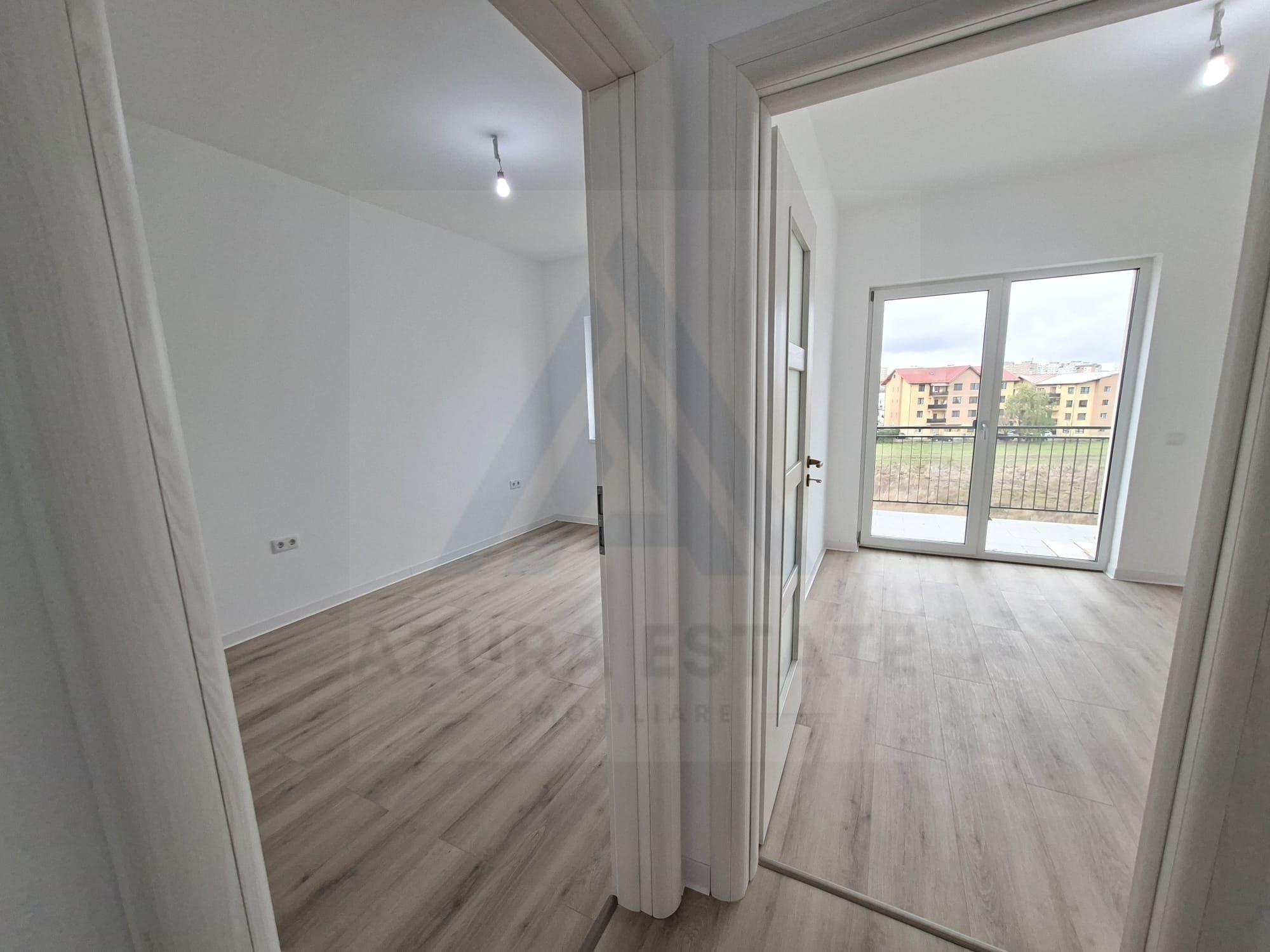 Studio 41 mp bucatarie inchisa balcon si parcare privata in Selimbar - 2