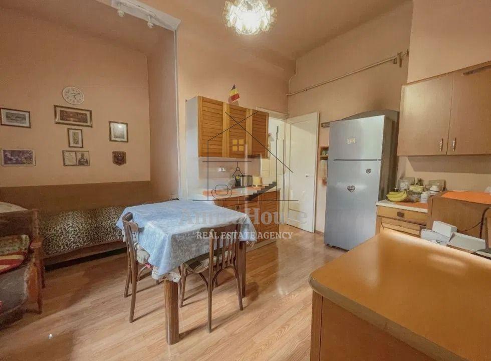 0% Cumparare Casa cu 3 camere in zona Ultracentrala 3 min de Parcul Central - 1