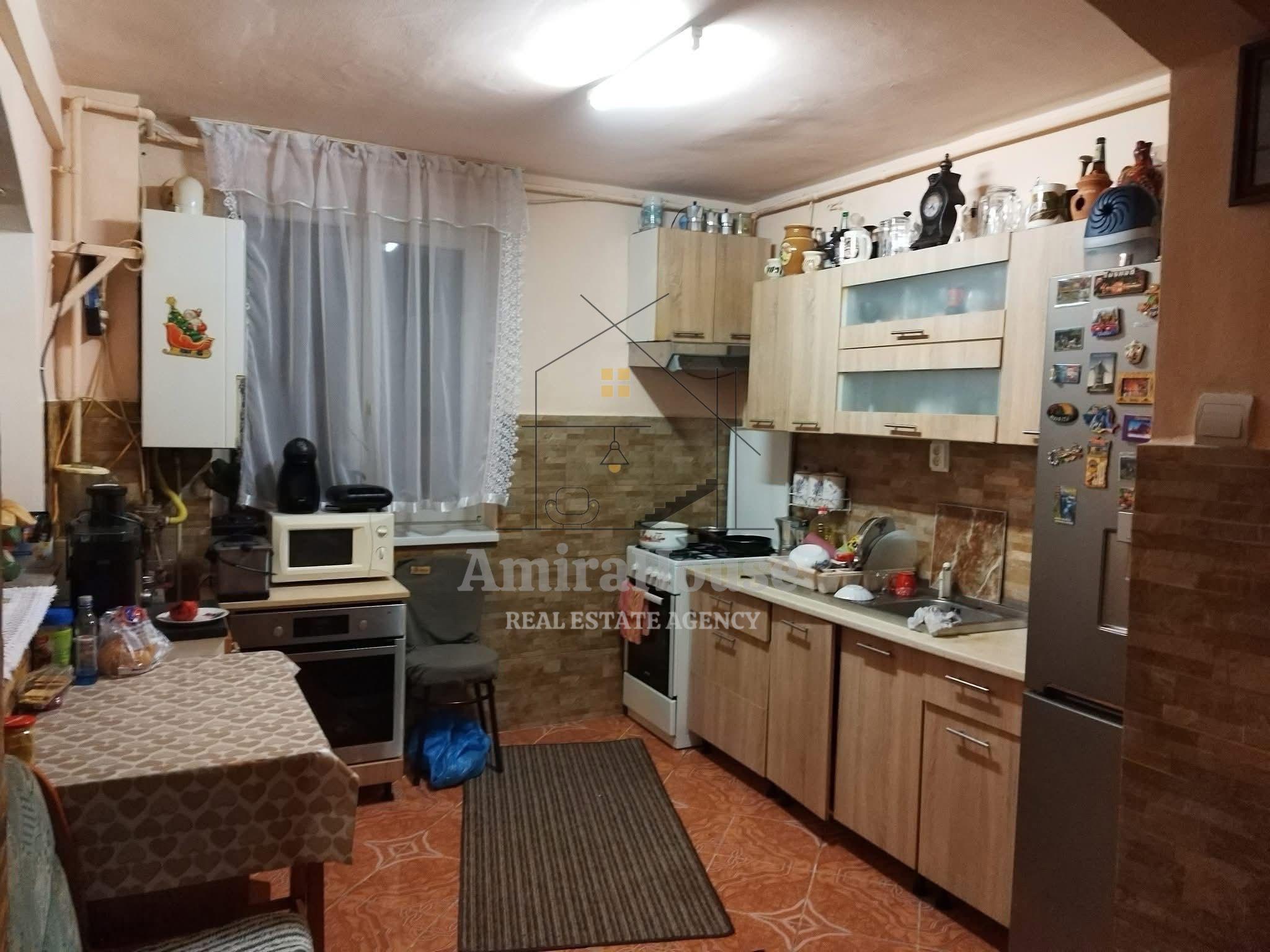 Apartament spatios cu 3 camere si Beci cartierul Gheorgheni - 1