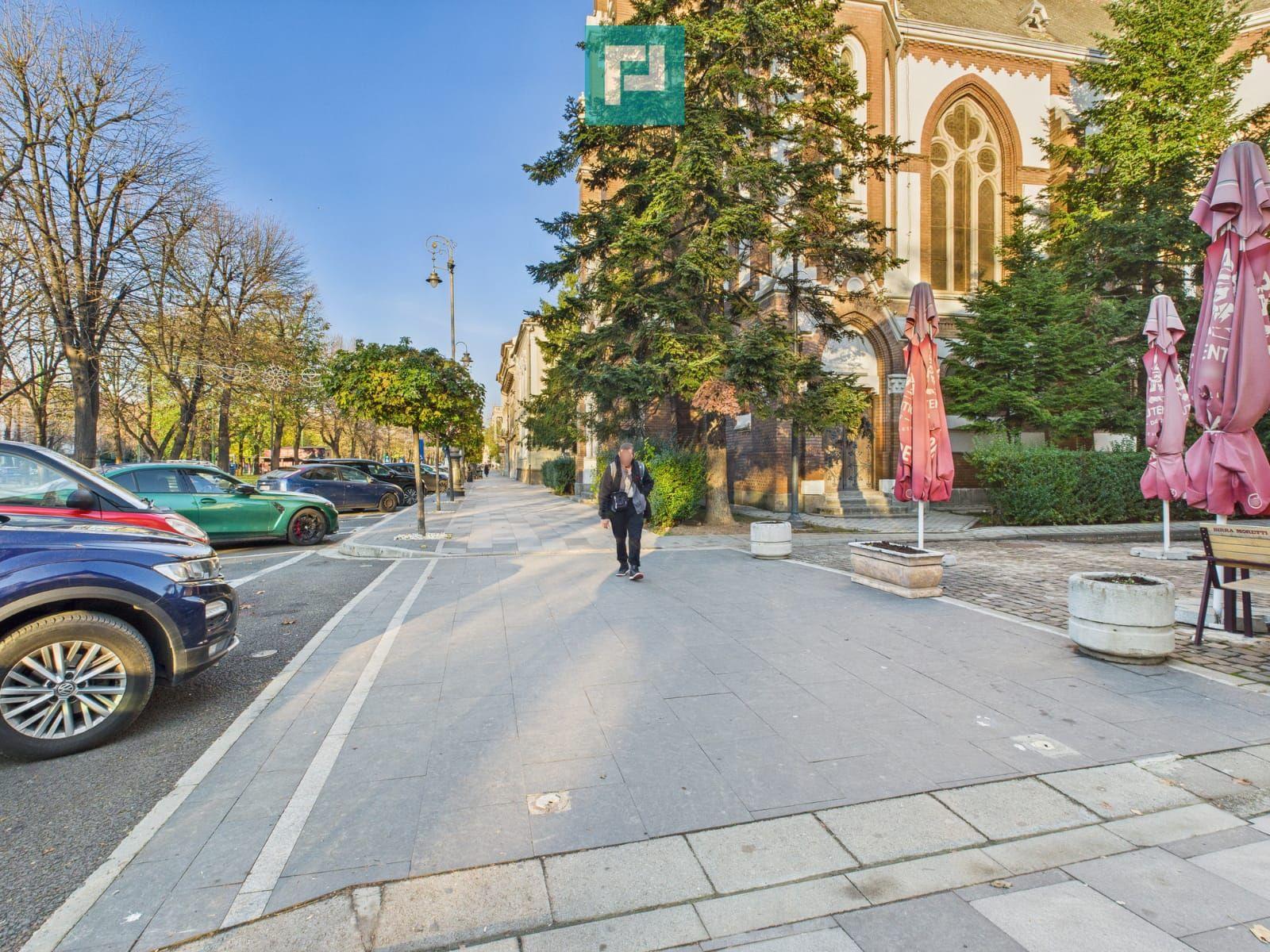 Proprietate de prestigiu în centrul Aradului - 15