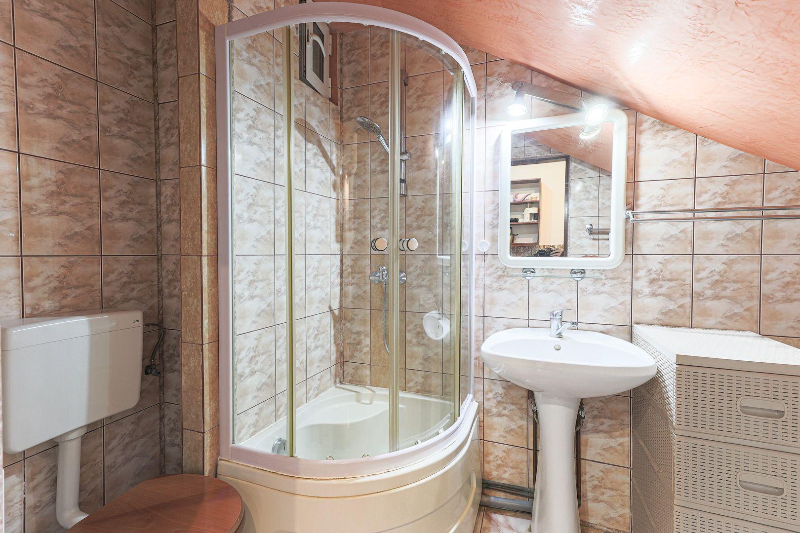 Apartament cu 2 camere la curte comună, pe str. Barabas Bela - 6