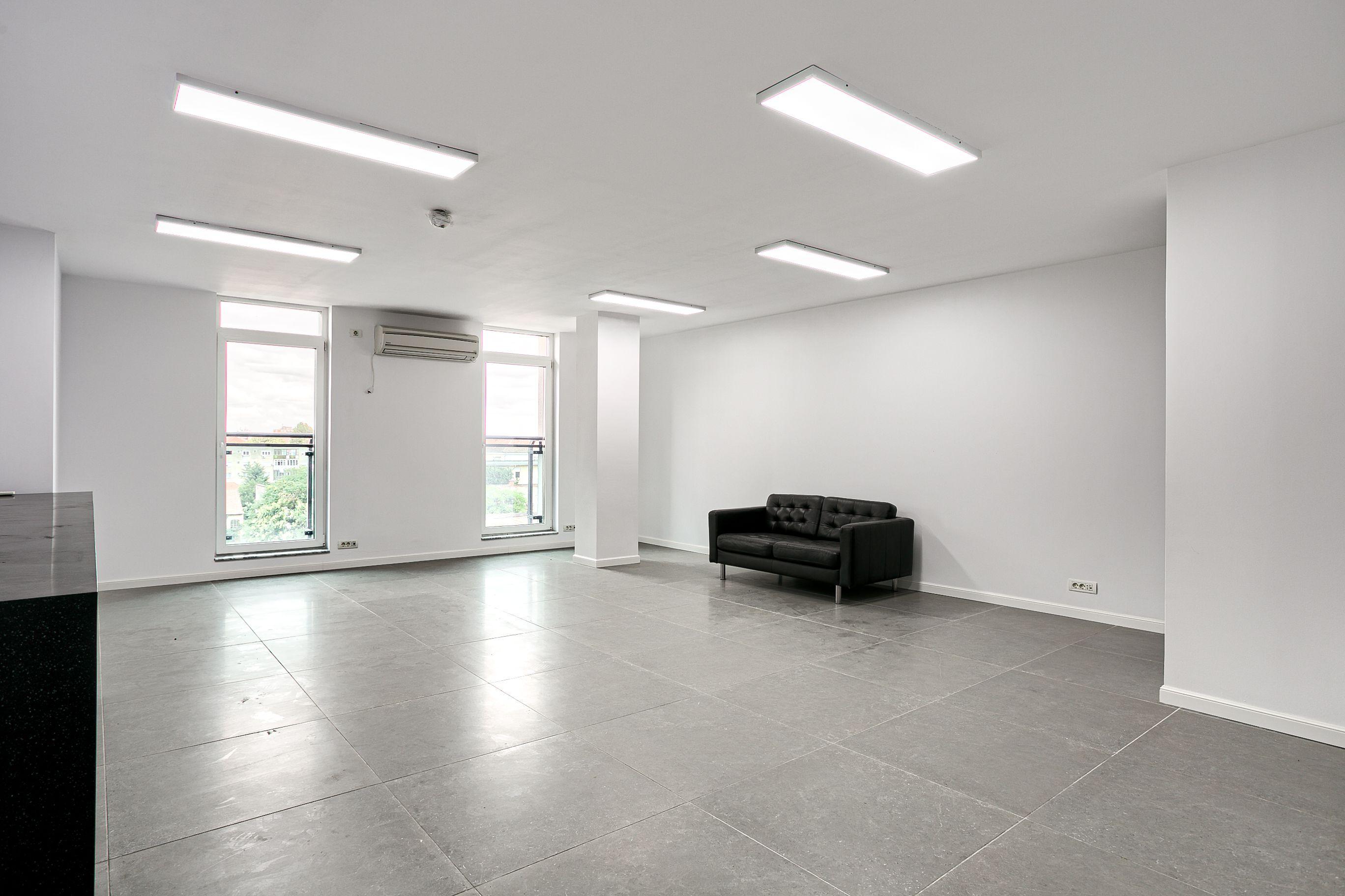 Birou premium de 57 mp de închiriat – Arad Plaza, ultracentral - 5