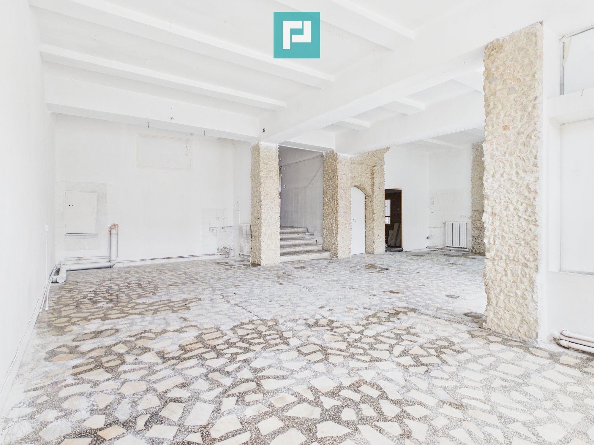 Spatiu comercial central Arad - 4