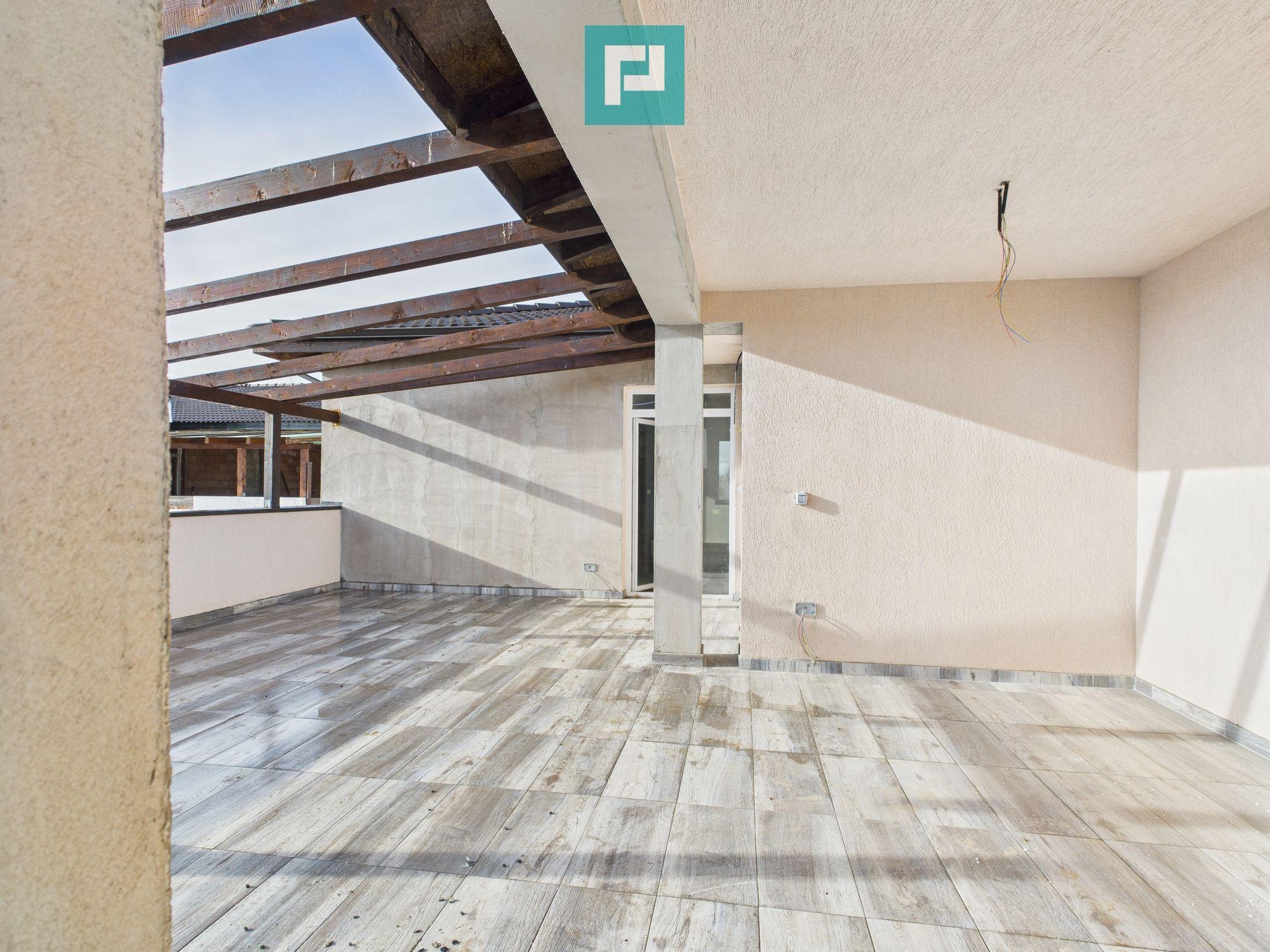 Penthouse cu terasă generoasă, în inima Chișodei - 34