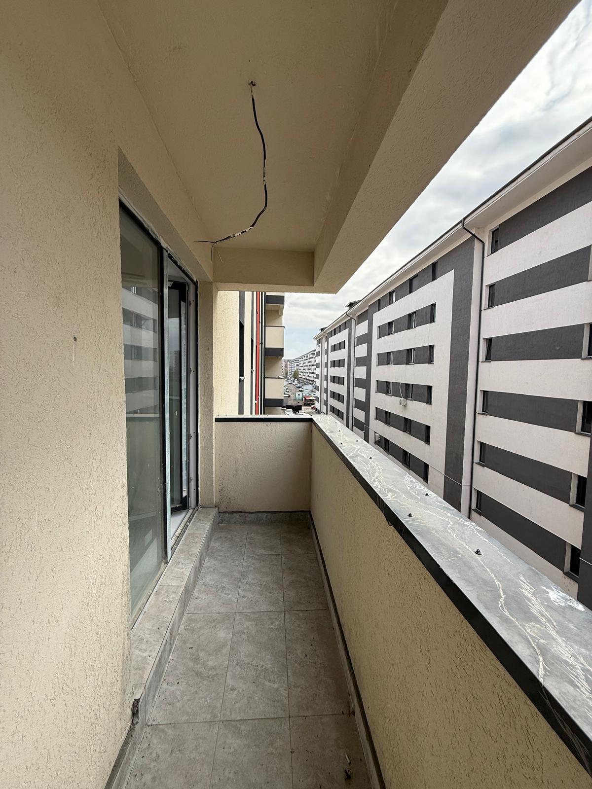 Apartament 56 mp, bloc nou, parcare inclusă, etaj 3, două balcoane, 80.000 euro TVA inclus - 8
