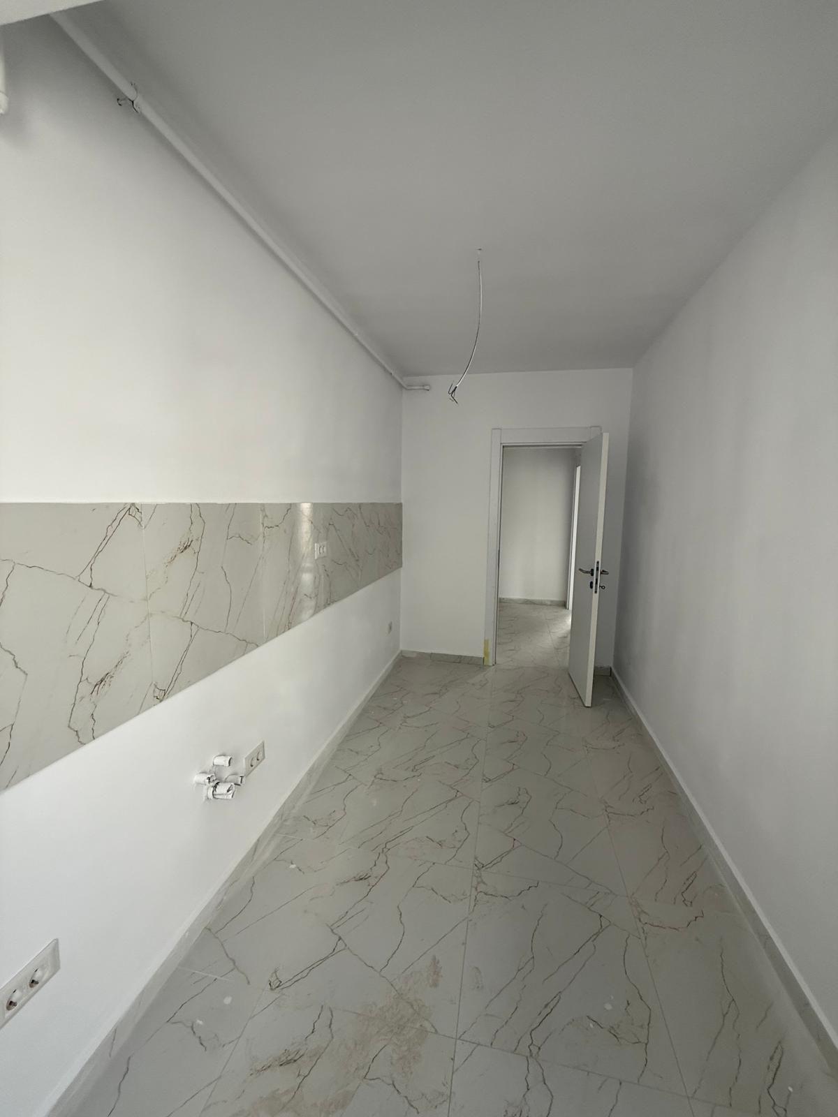 Apartament 56 mp, bloc nou, parcare inclusă, etaj 3, două balcoane, 80.000 euro TVA inclus - 7
