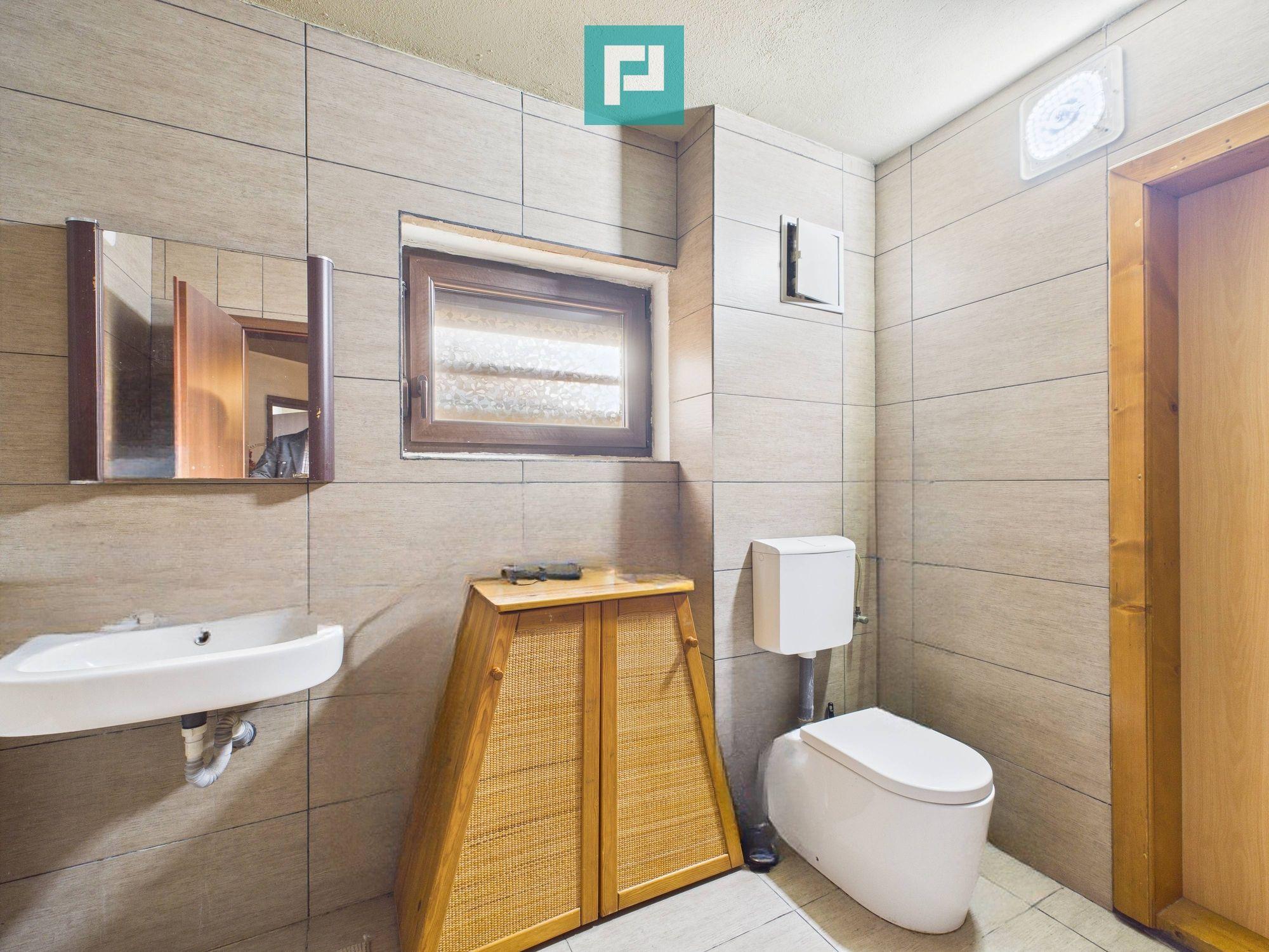Două locuințe individuale pe 512 mp – in GIROC - 15