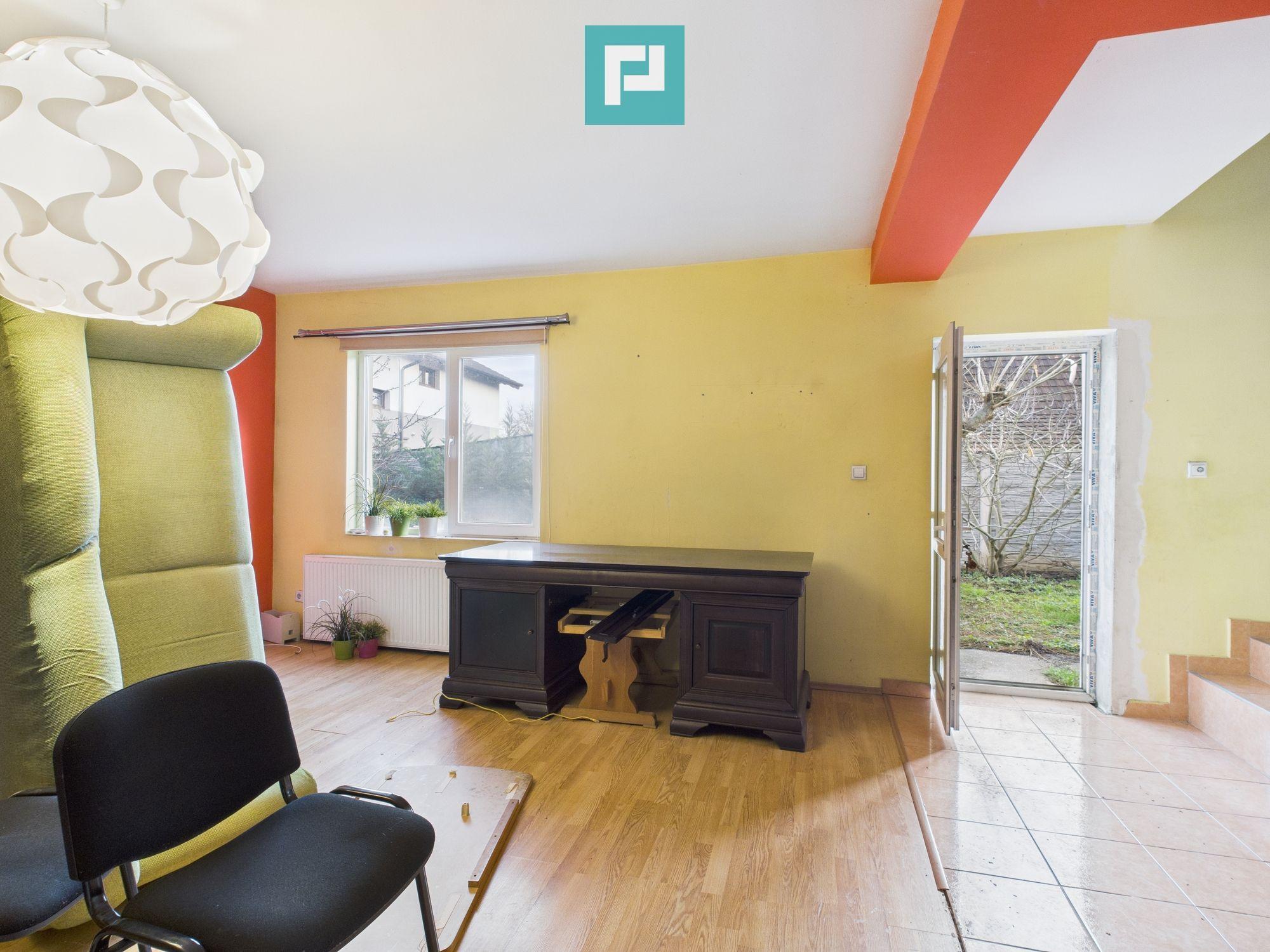 Două locuințe individuale pe 512 mp – in GIROC - 37