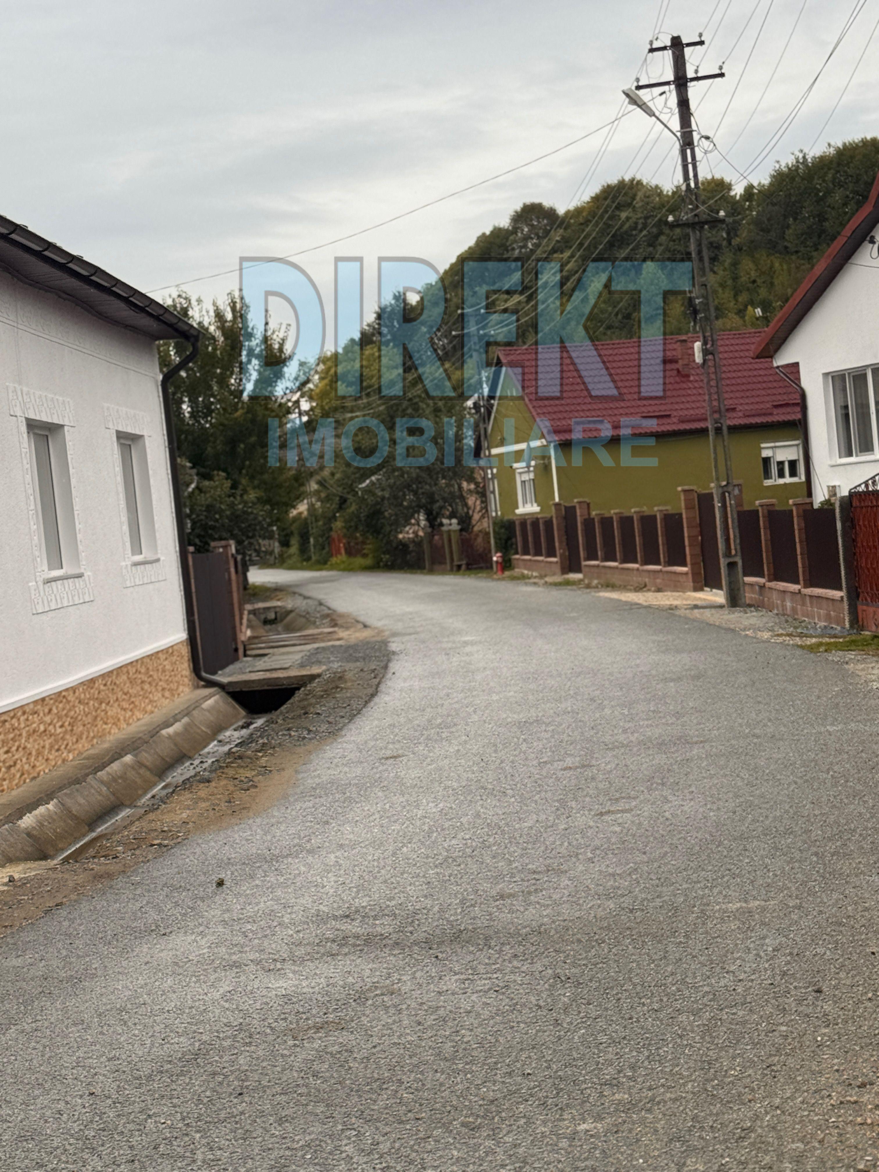 Agentia Direkt Imobiliare propune spre vanzare cabana Duplex situata i - 4