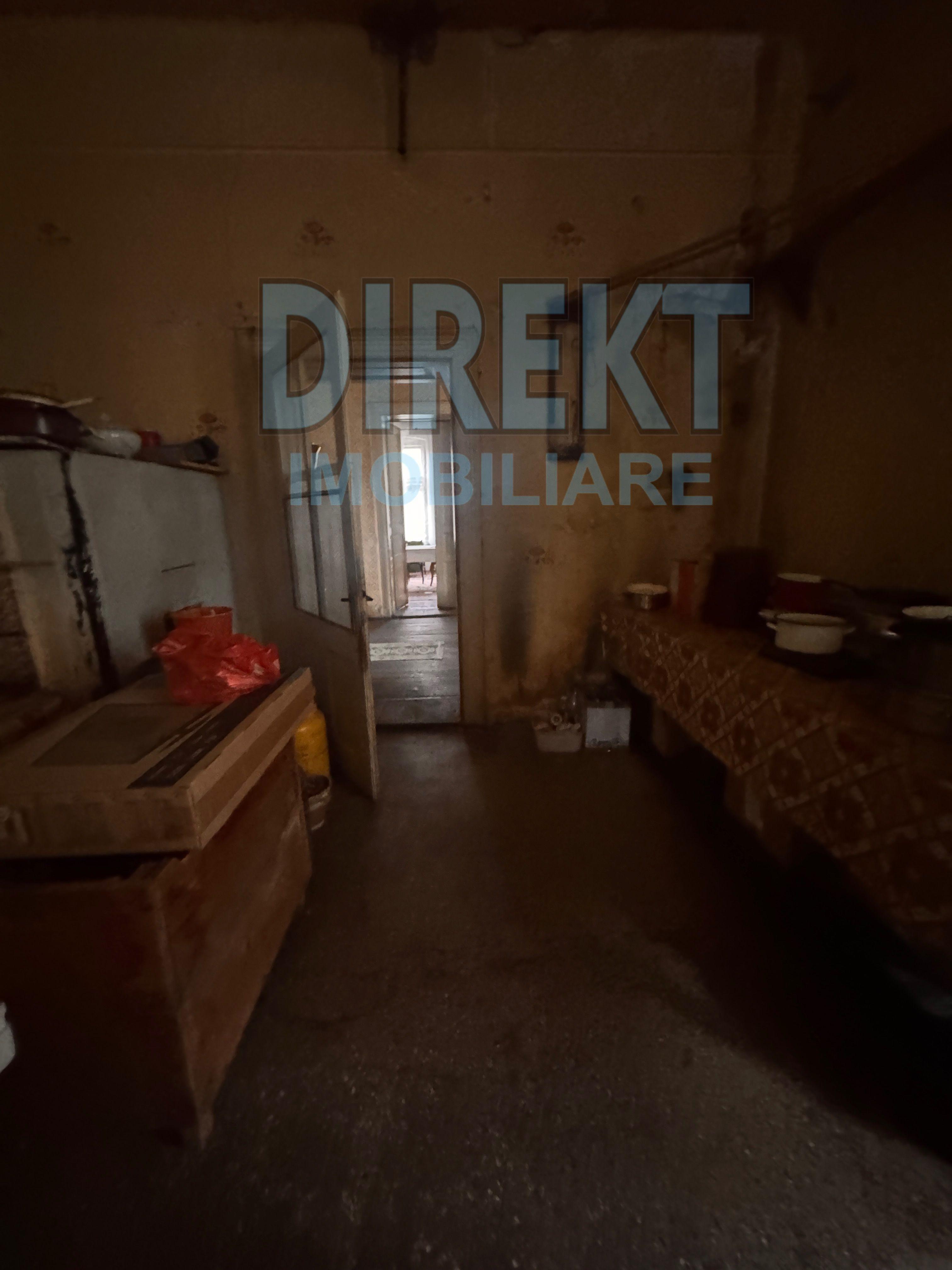 Spatiu comercial + Apartament de locuit - 3