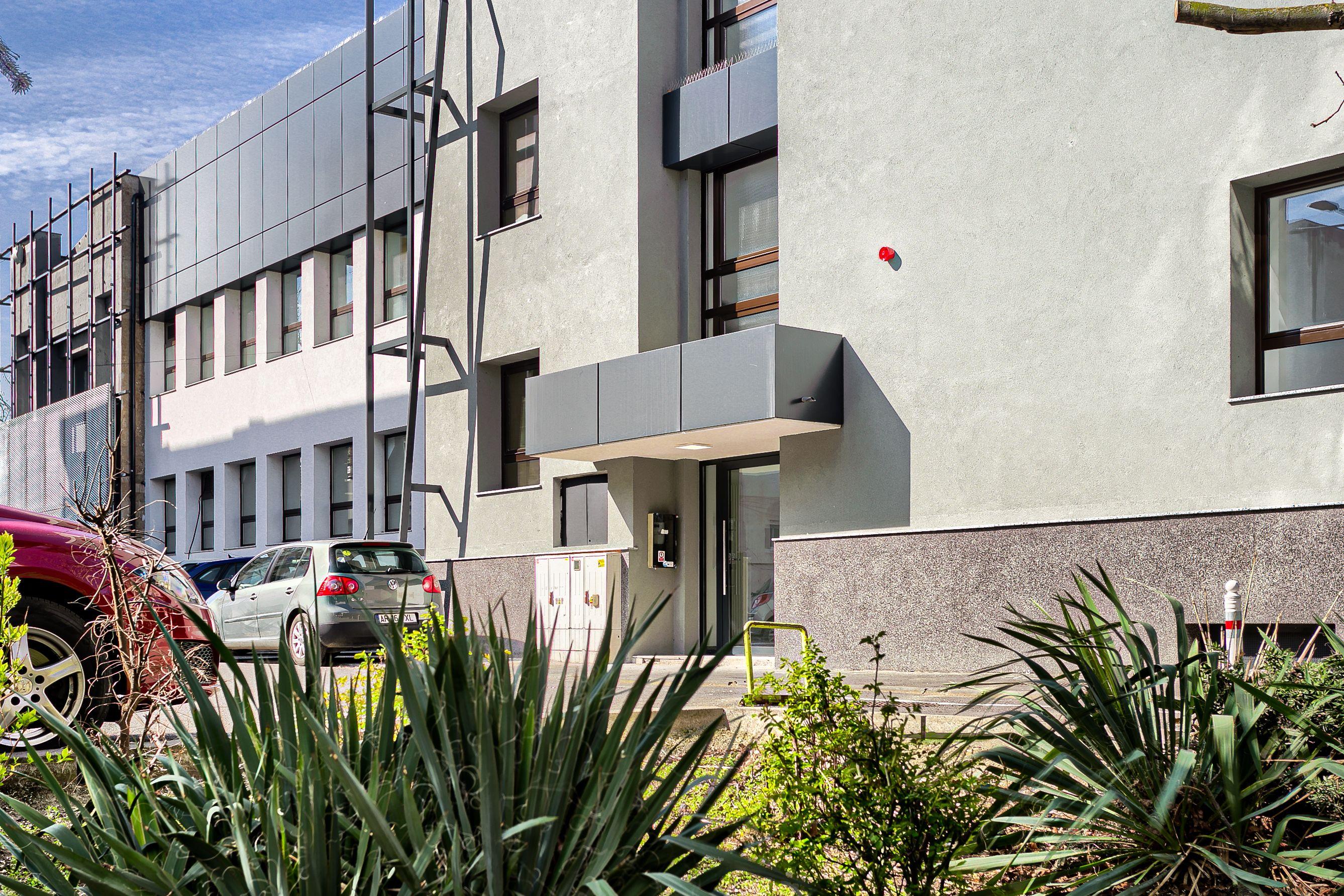 Spațiu modern de inchiriat destinat clinicilor sau companiilor - 12