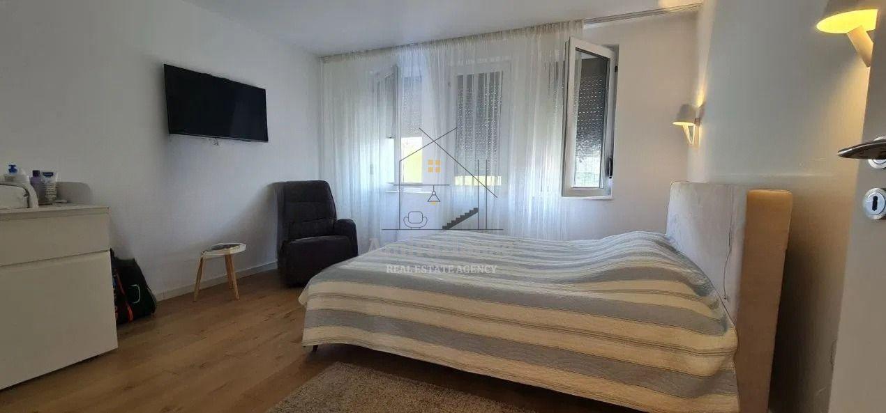 Casa tip triplex, finisata, mobilata, 120 mo, teren 225 mp, Iris - 12