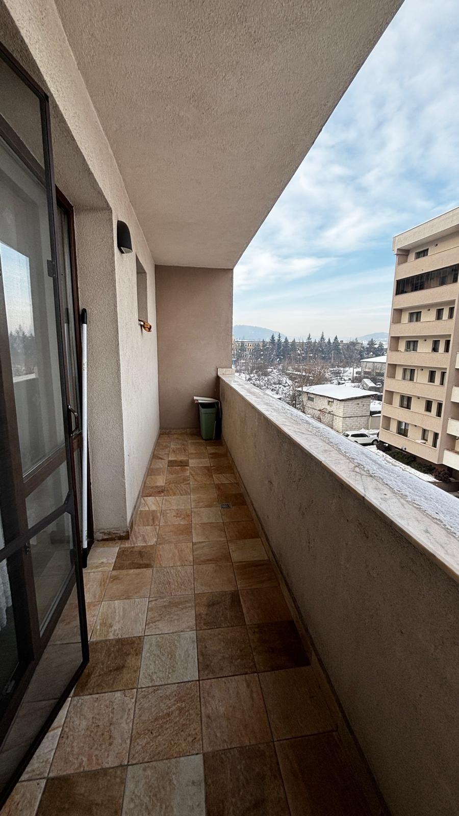 Apartament 3 camere , zona Isu , etaj 3 ! - 10