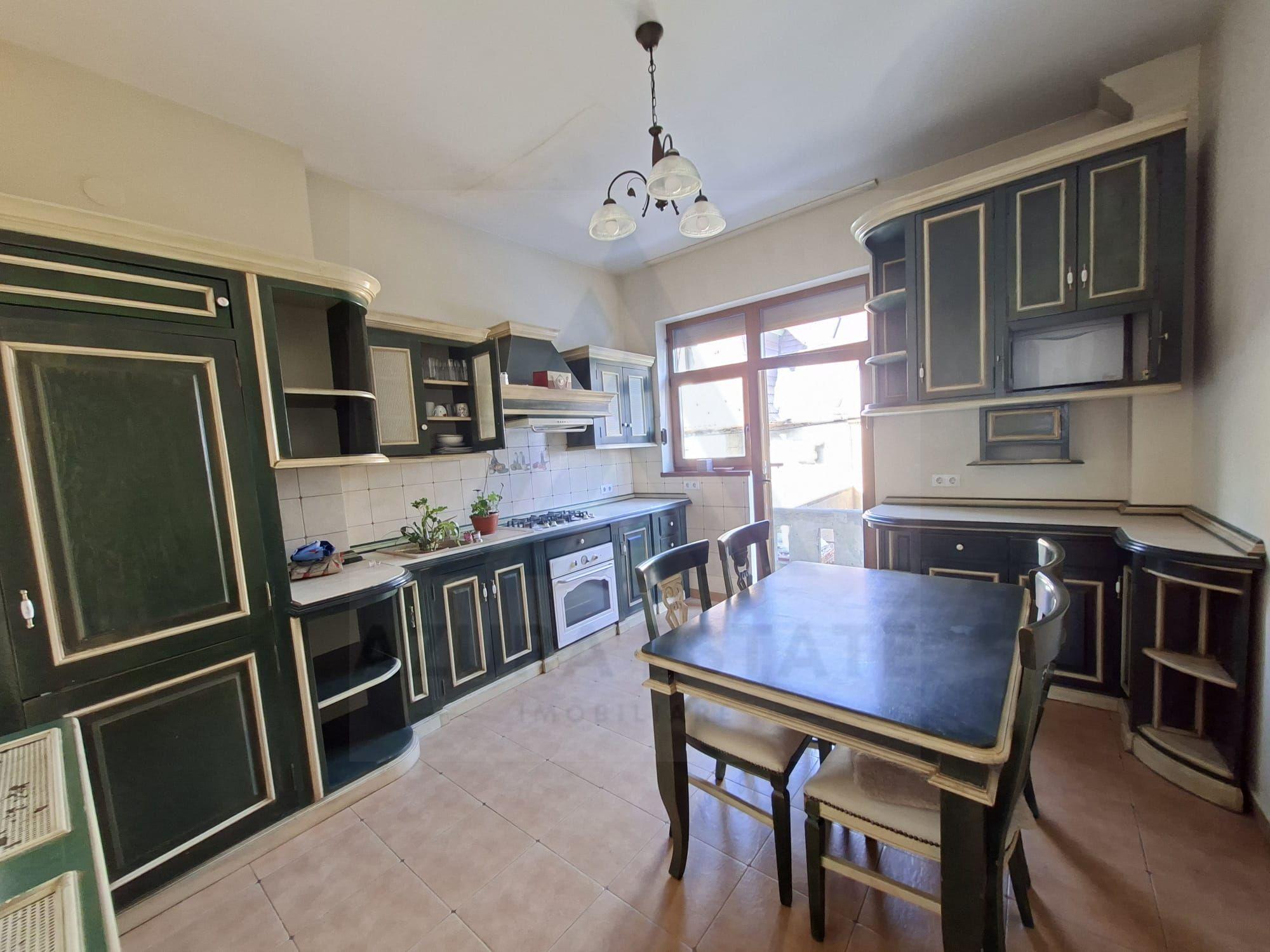 Apartament modern 3 camere curte individuala pe Bulevardul Victoriei - 9