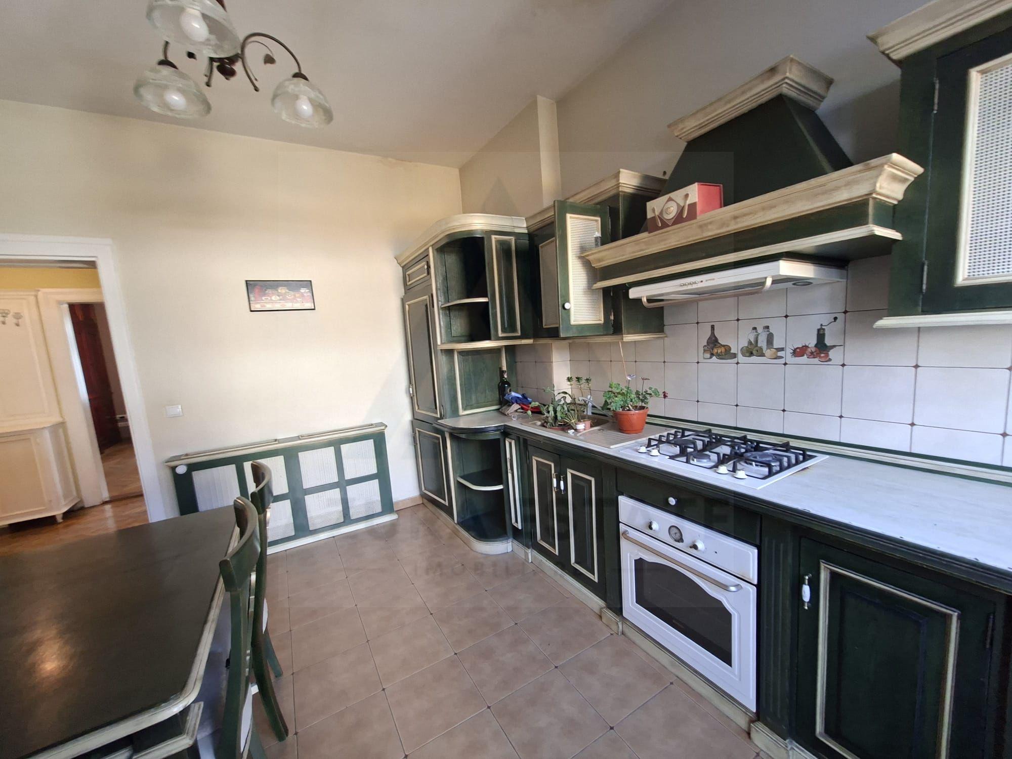 Apartament modern 3 camere curte individuala pe Bulevardul Victoriei - 11