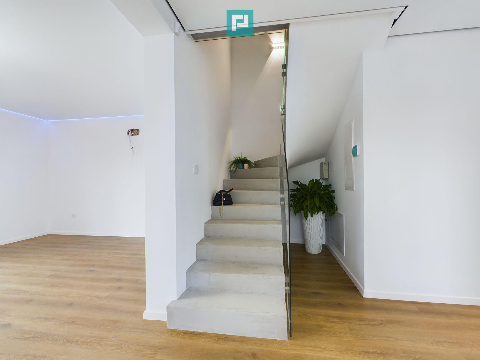 Duplex Modern la limita dintre Moșnița Nouă și Calea Urseni- Construcție 2024 - 5